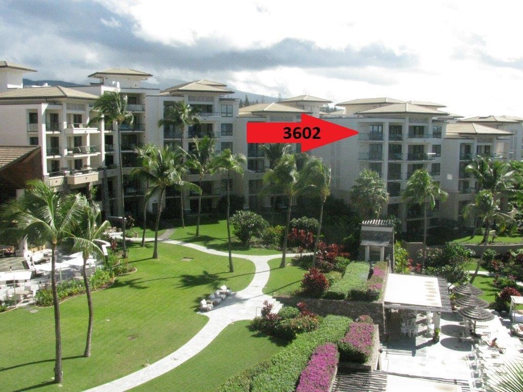 1 Bay Dr Property Photo 2