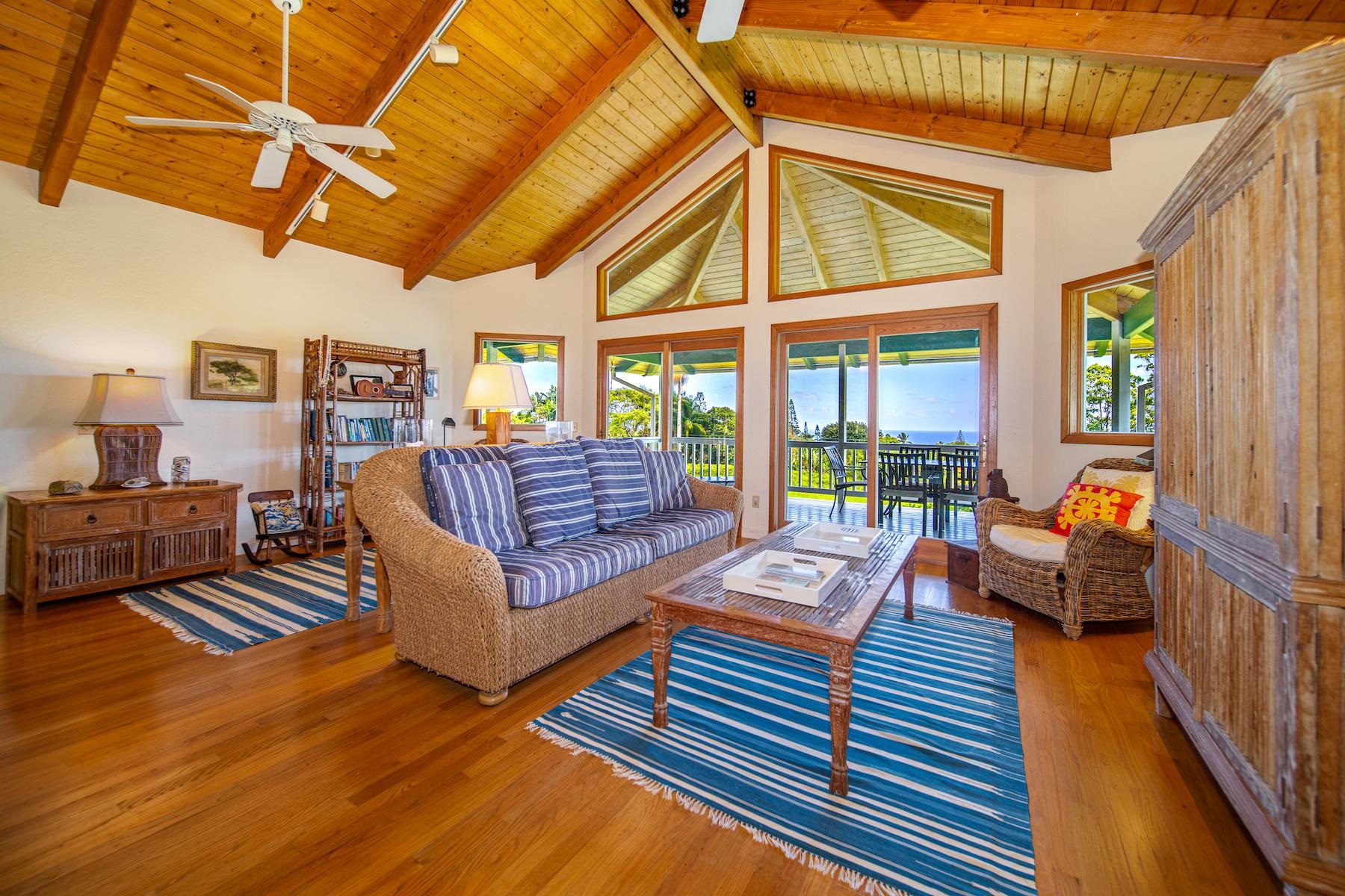 181 Kalo Rd Property Photo 10
