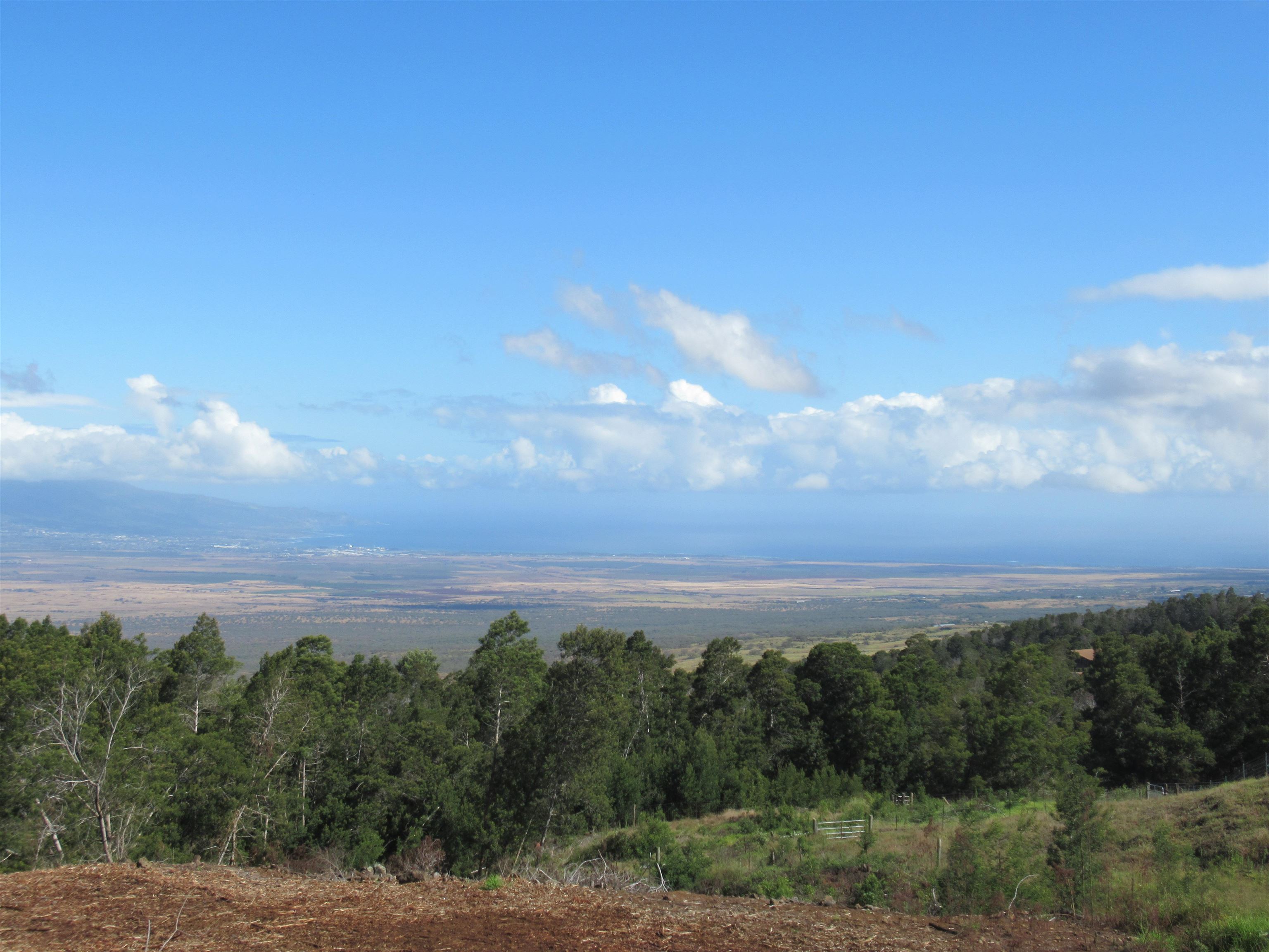 Kula Hwy Property Photo 1
