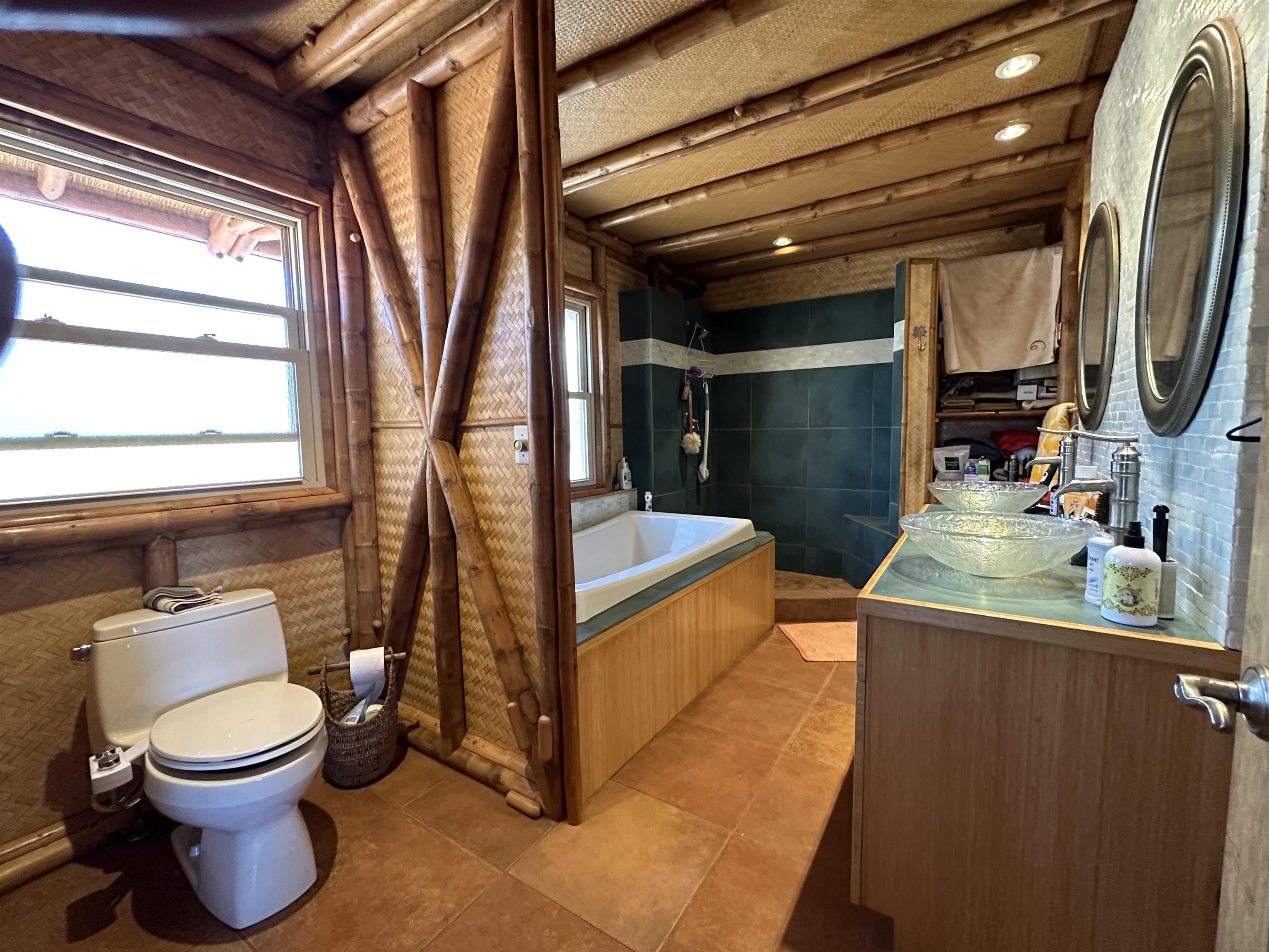 206 Awawa Rd Property Photo 6
