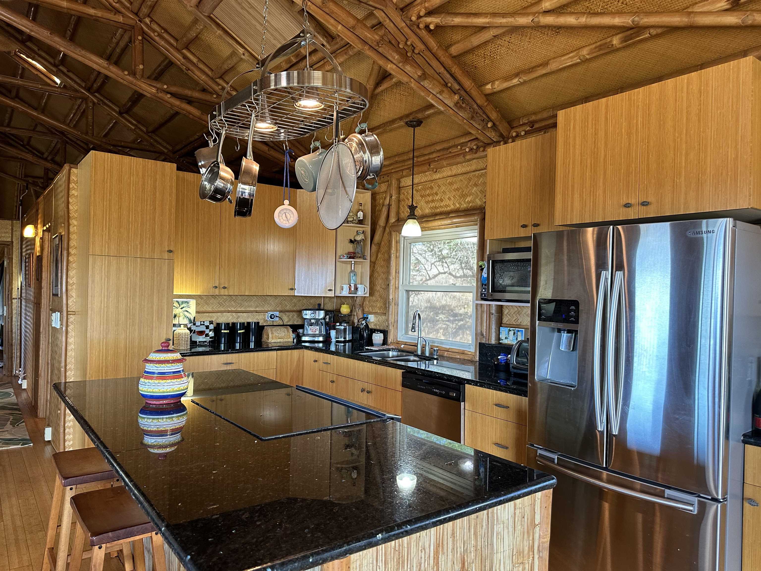 206 Awawa Rd Property Photo 13