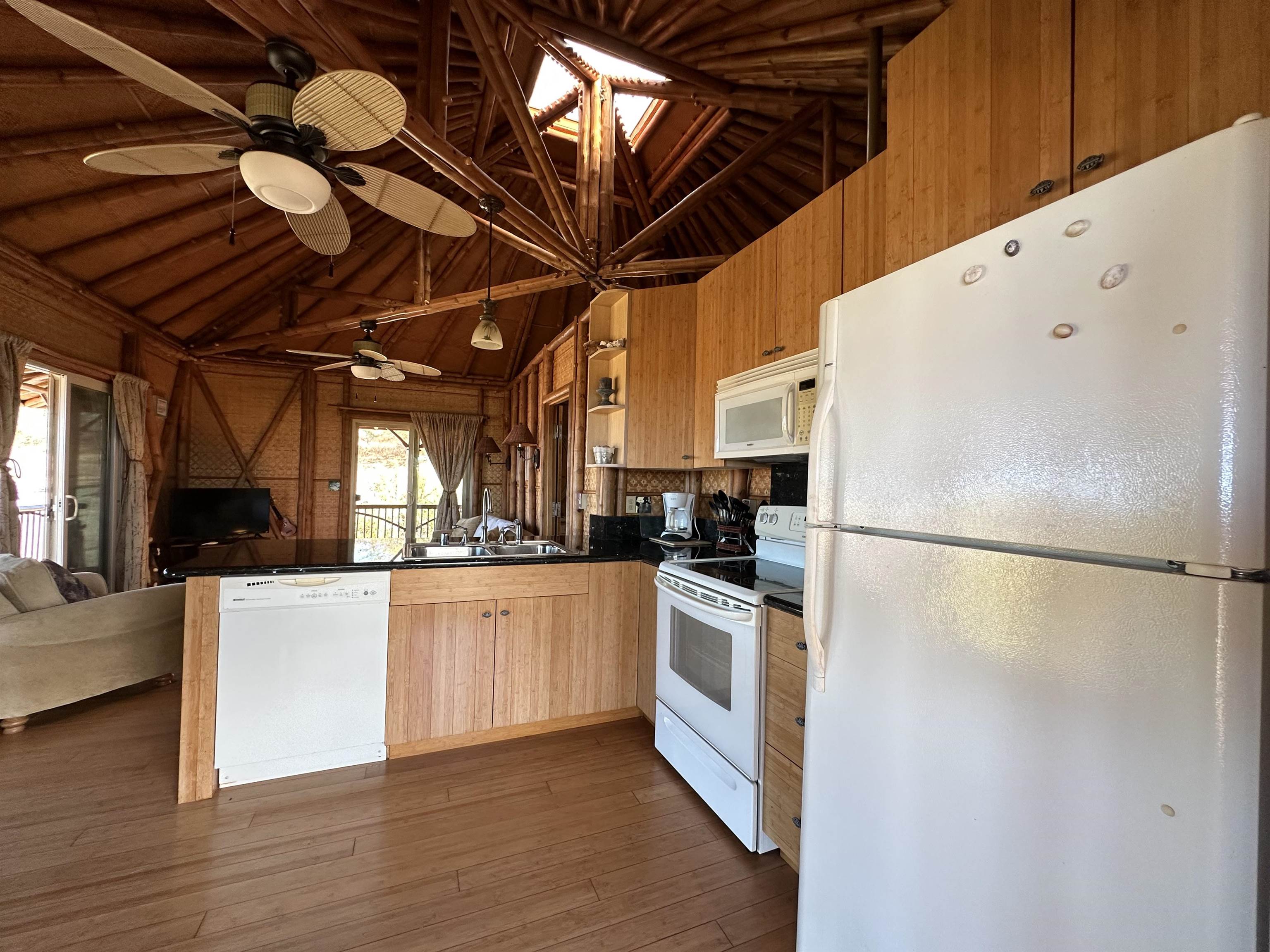 206 Awawa Rd Property Photo 18