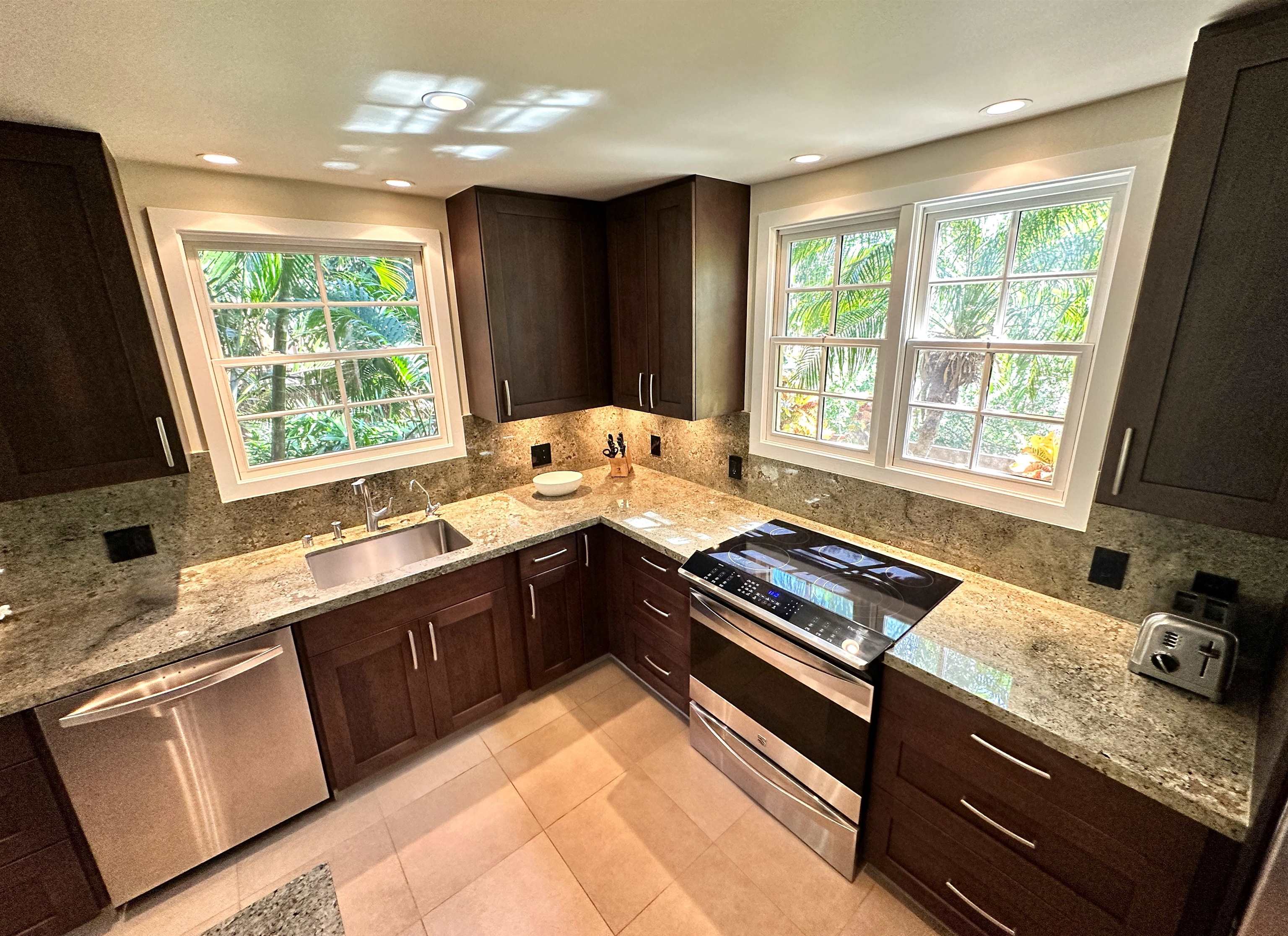 100 Lio Pl Property Photo 7