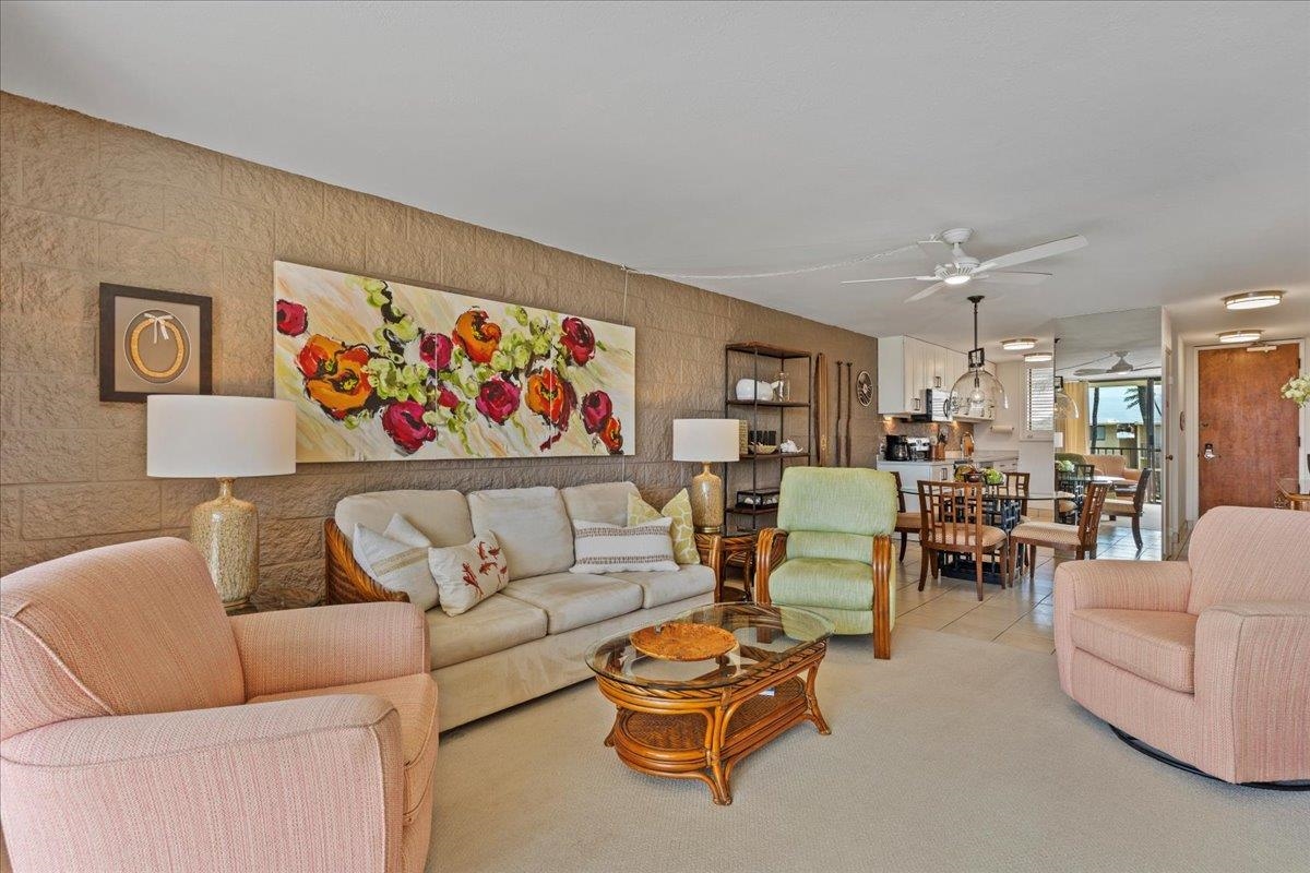 250 Hauoli St Property Photo