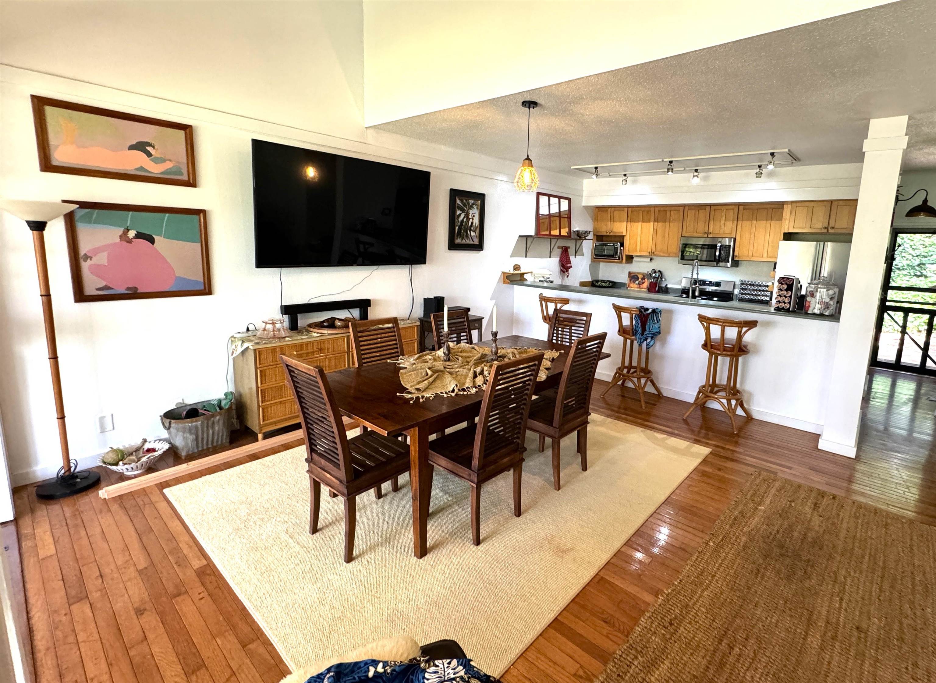 100 Lio Pl Property Photo 2