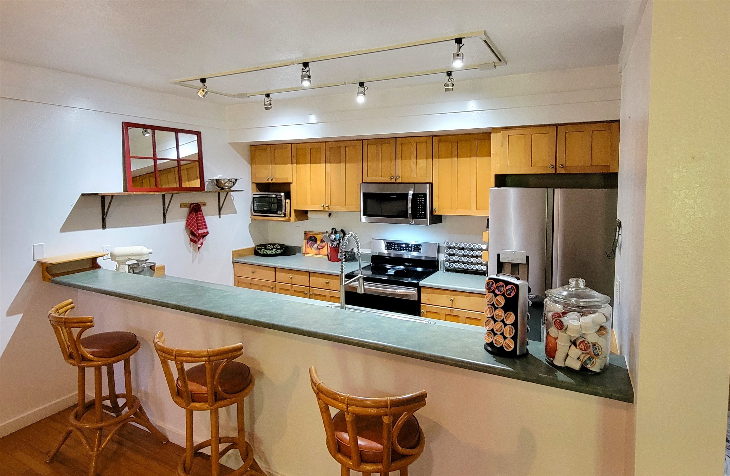 100 Lio Pl Property Photo 3