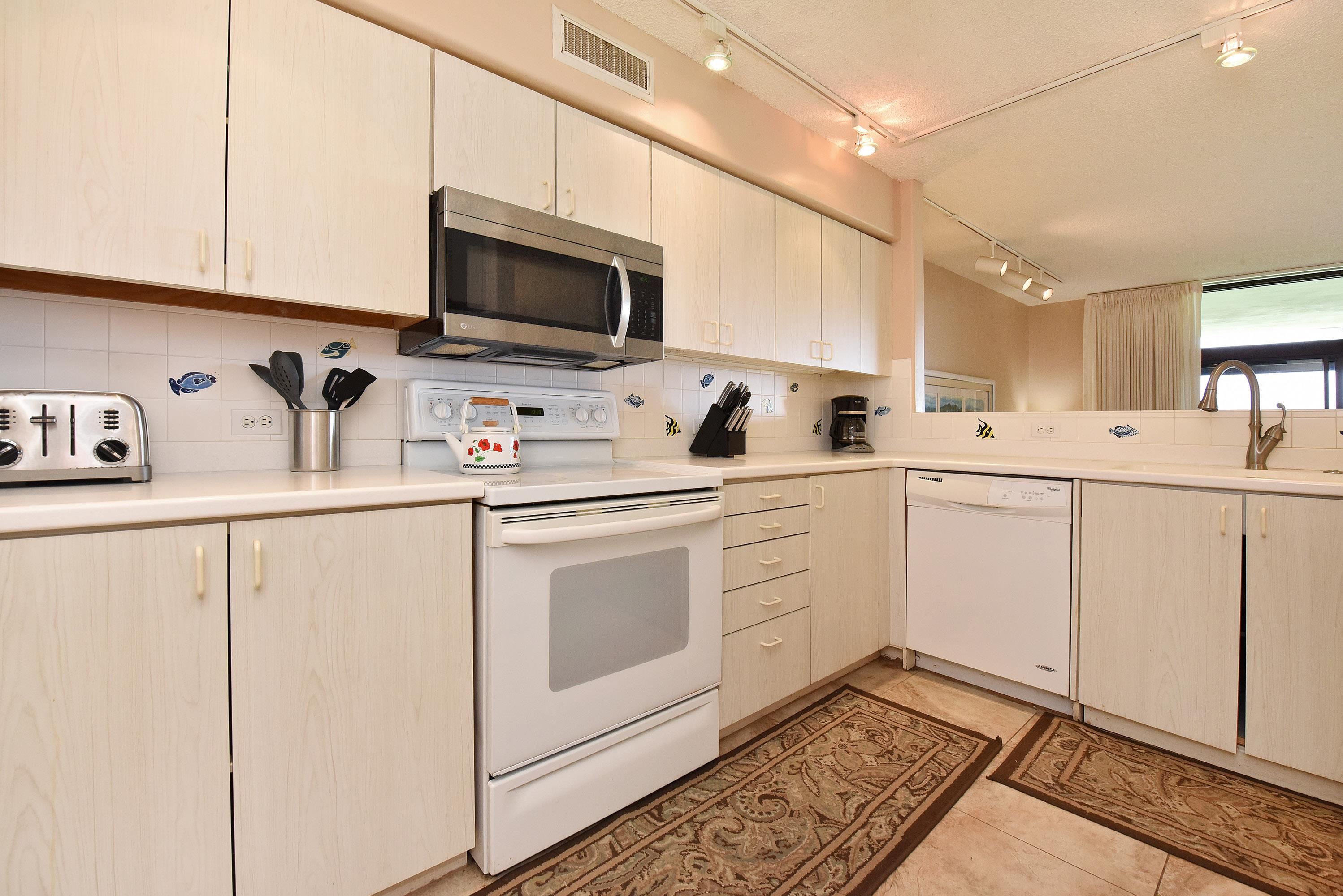 2560 Kekaa Dr Property Photo 20