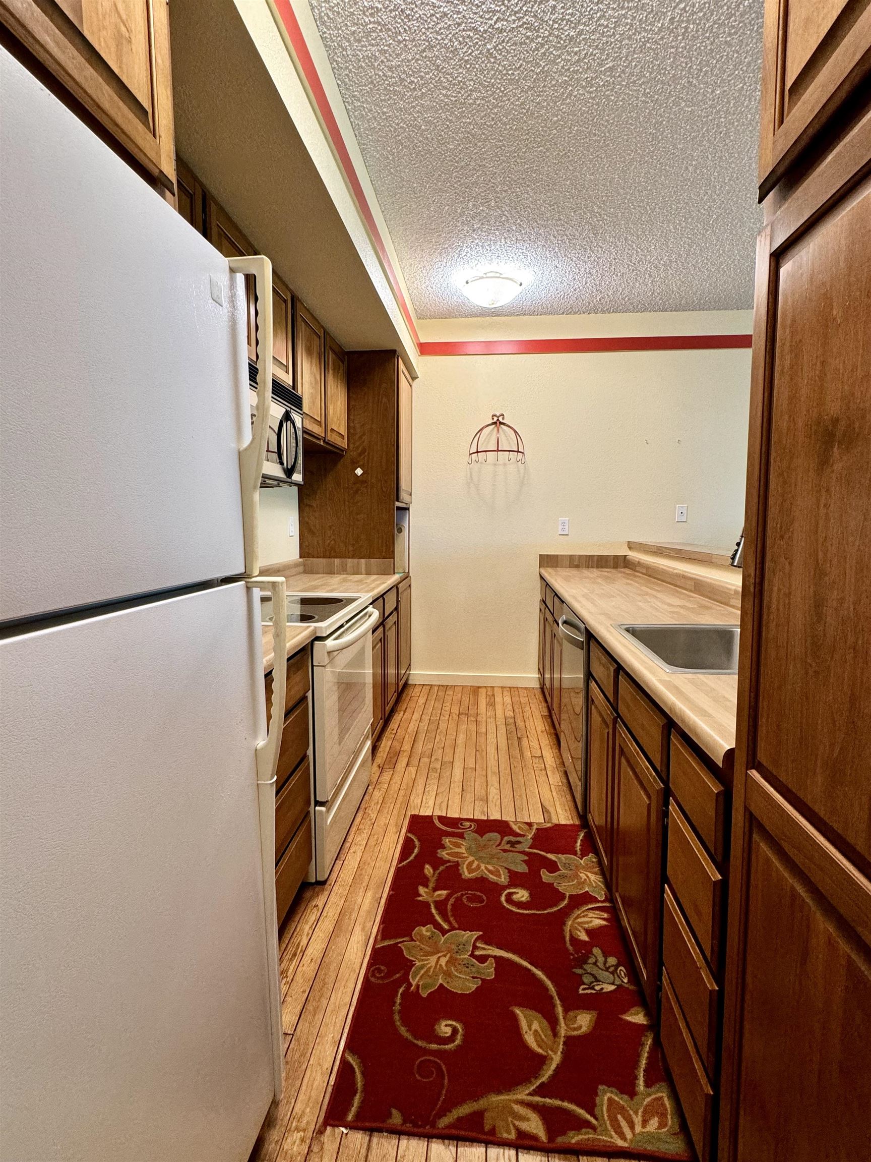 100 Lio Place Pl Property Photo 13