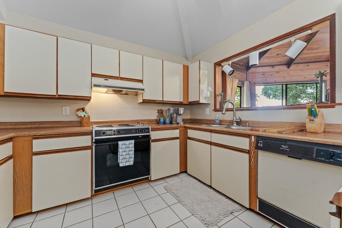 235 Hoohale Pl Property Photo 48
