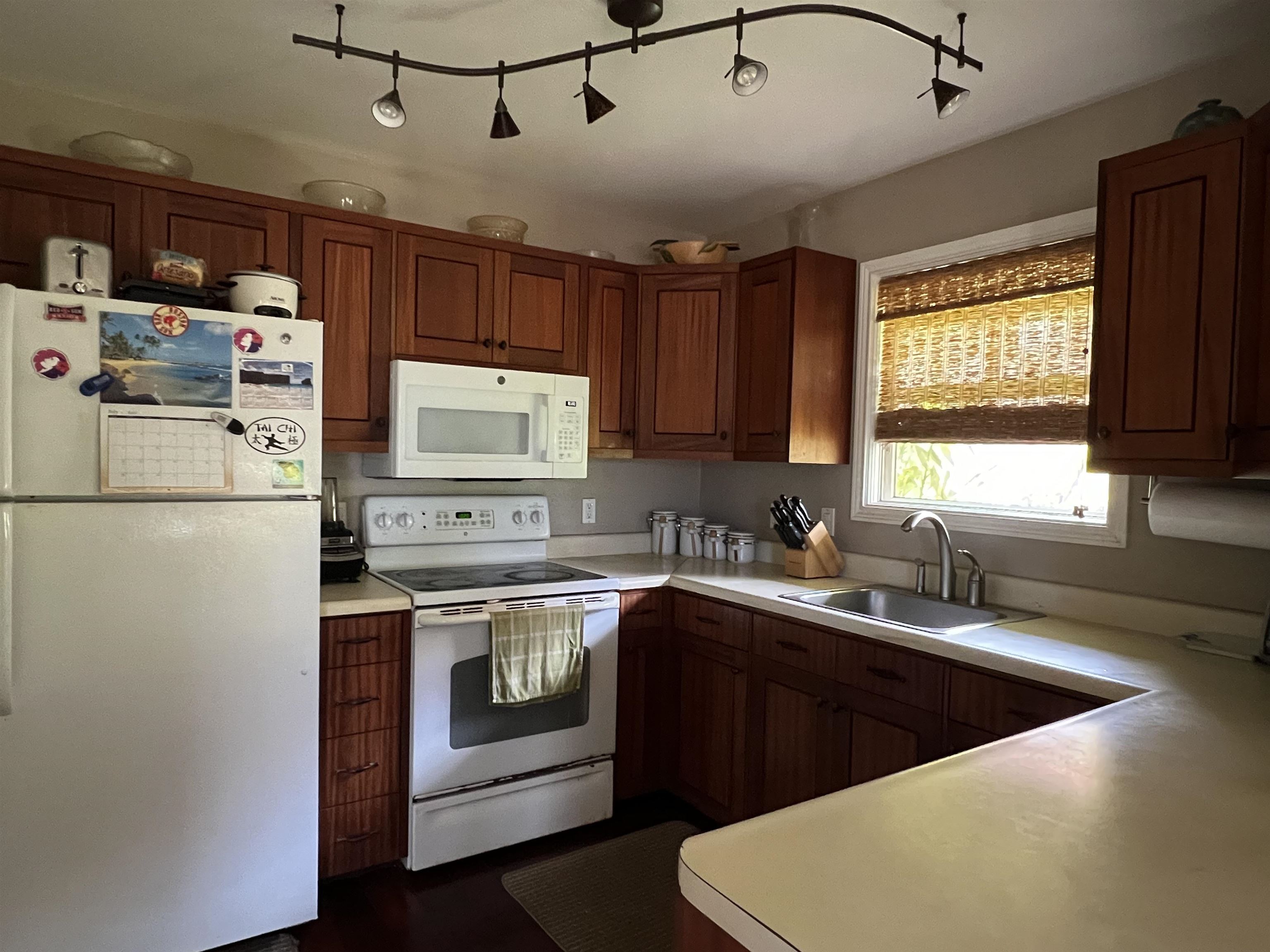 325 Thirteenth St Property Photo 3