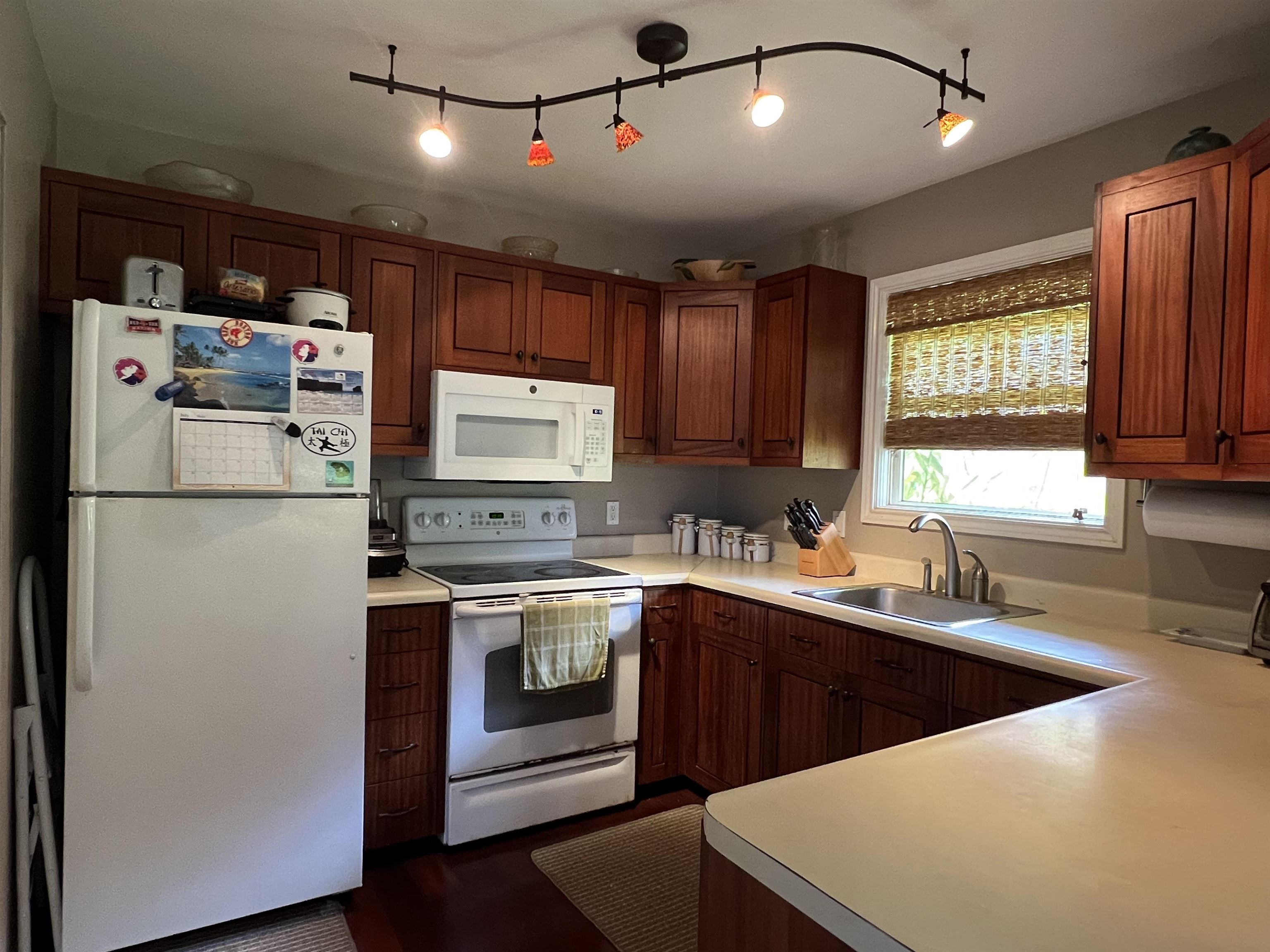 325 Thirteenth St Property Photo 36
