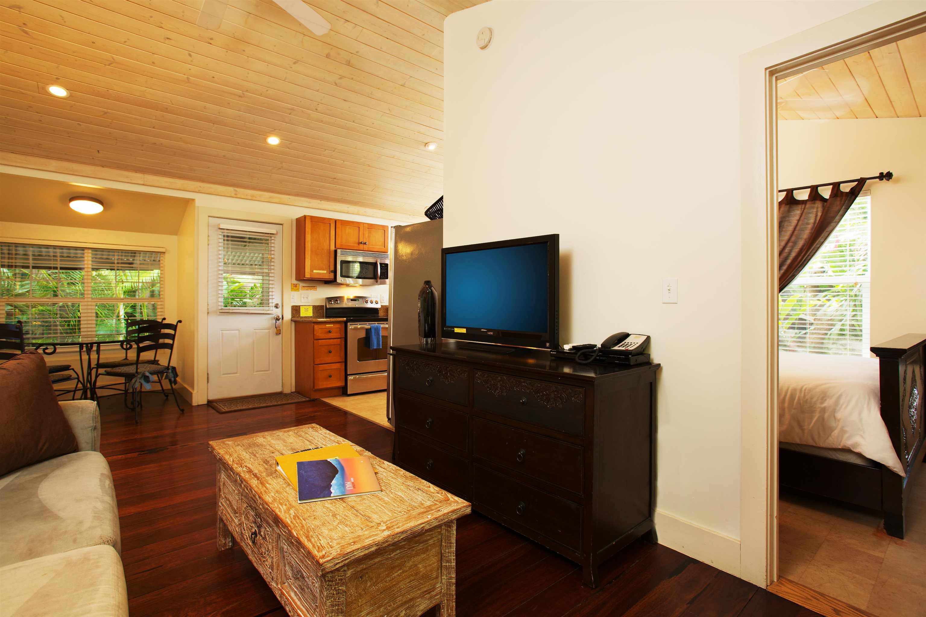 40 Ae Pl Property Photo 11