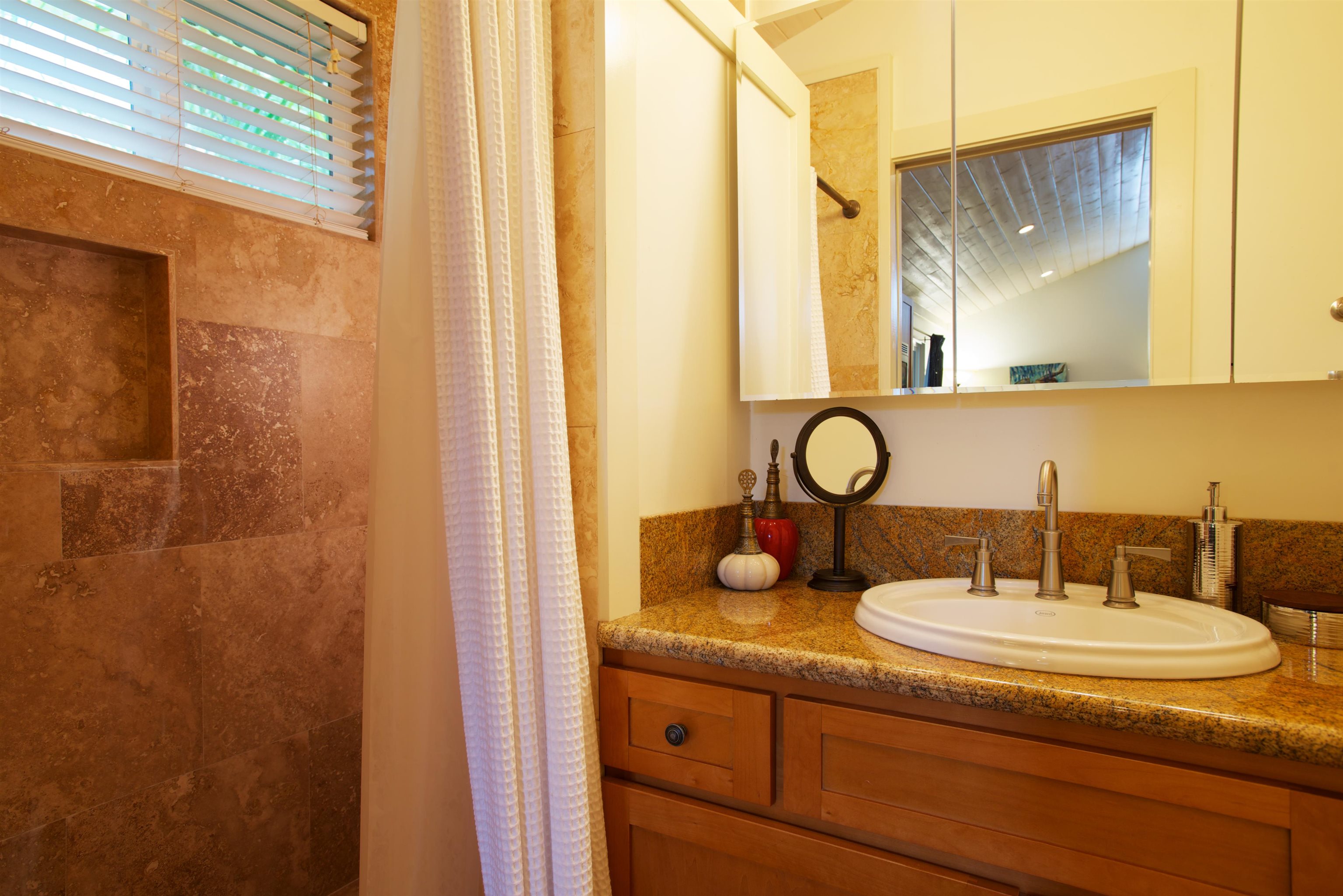 40 Ae Pl Property Photo 17