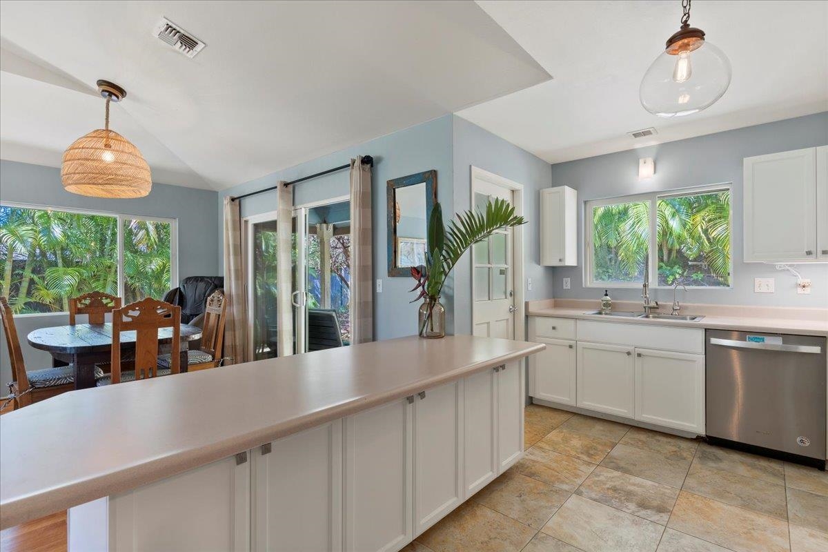 81 Lae St Property Photo 4