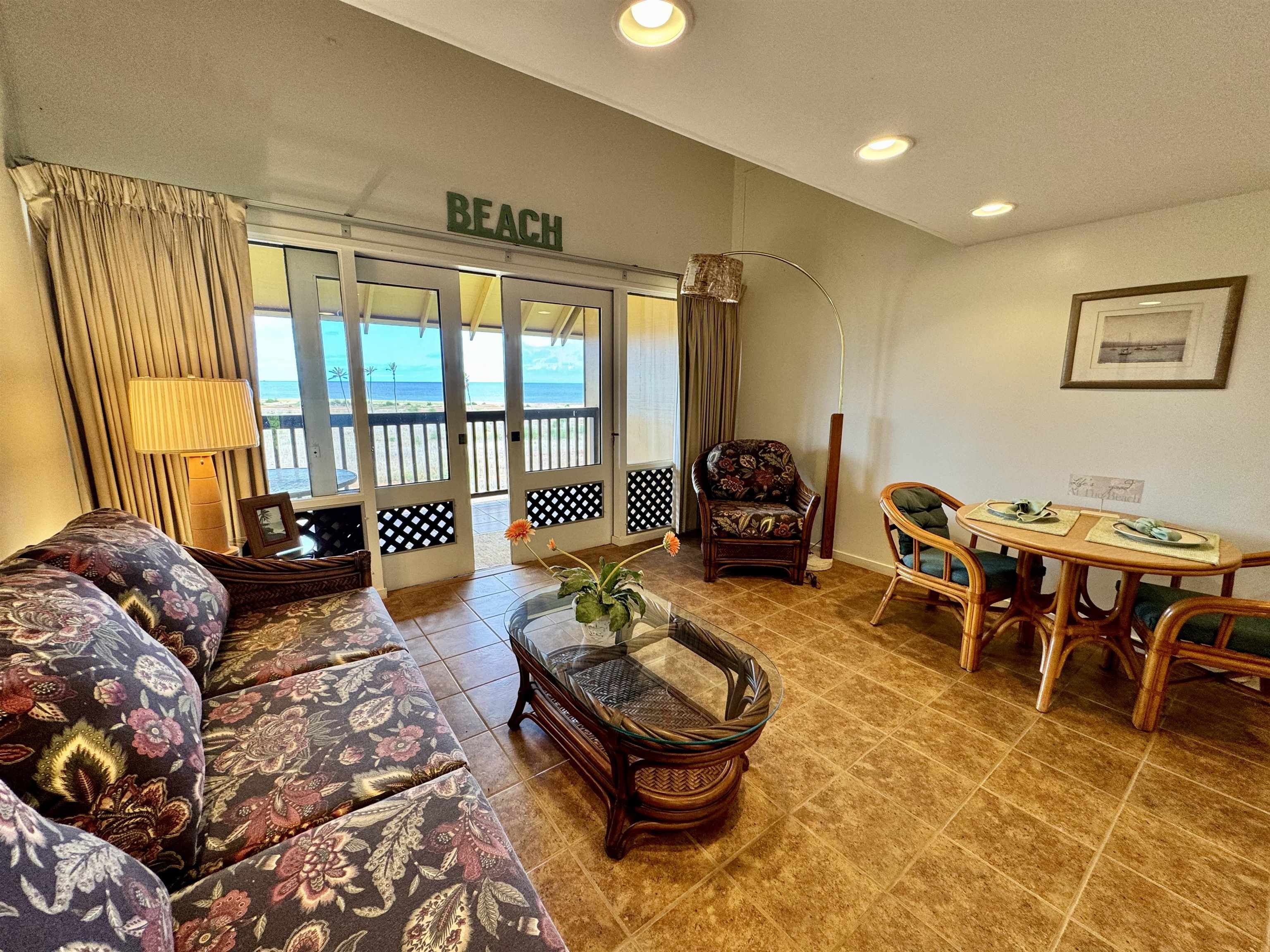 255 Kepuhi Pl Property Photo 2