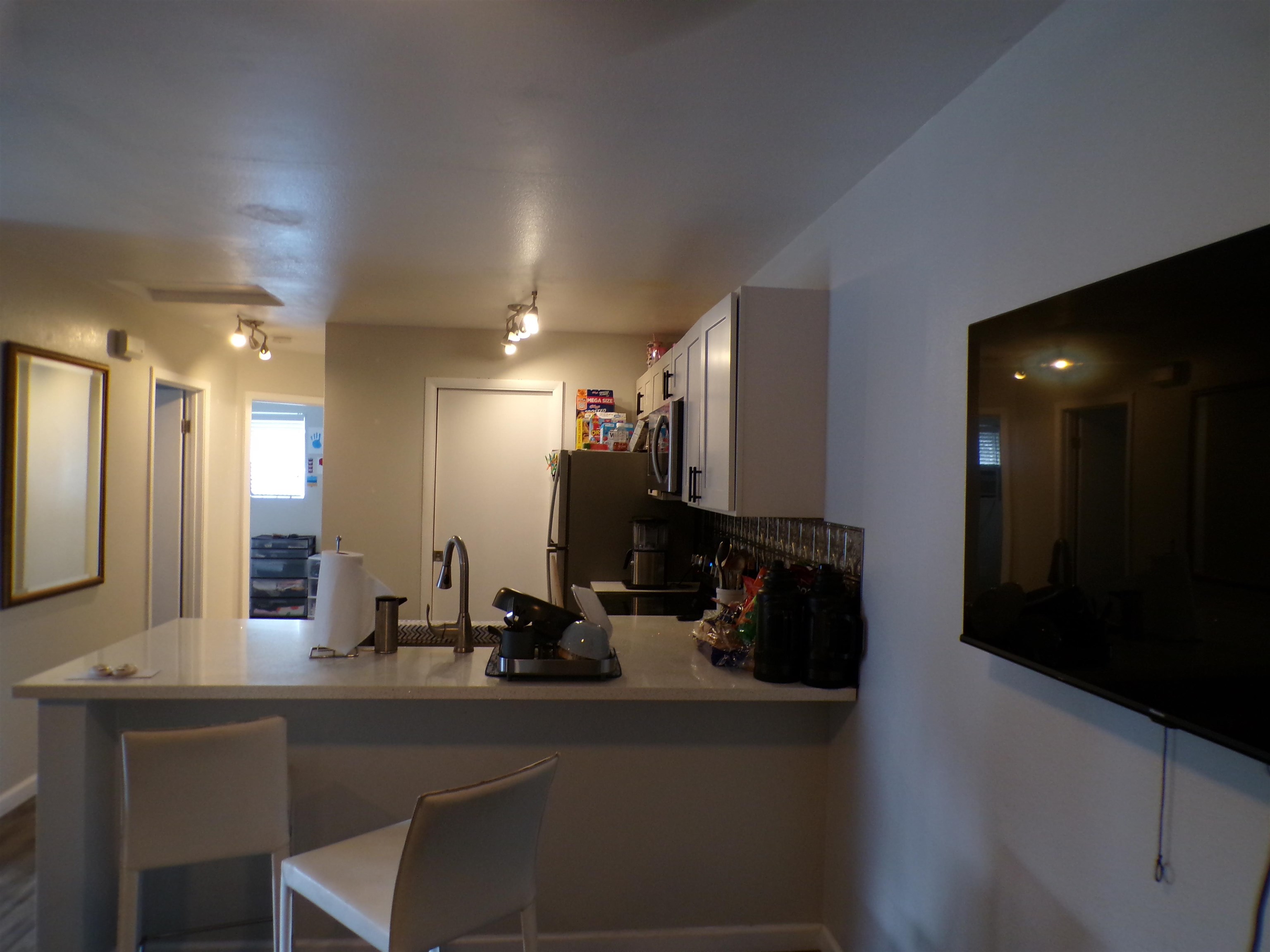 4955 Hanawai St Property Photo 4