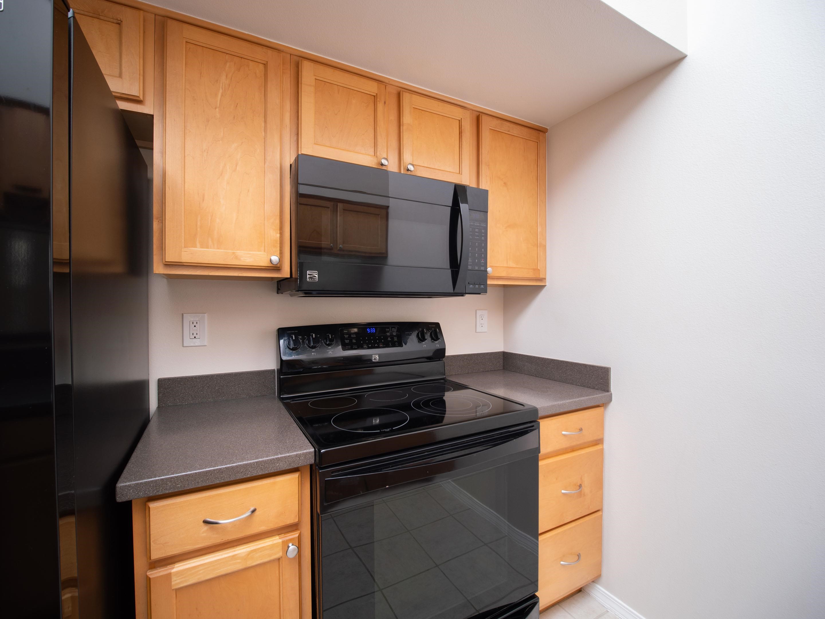 13 Halili Ln Property Photo 10