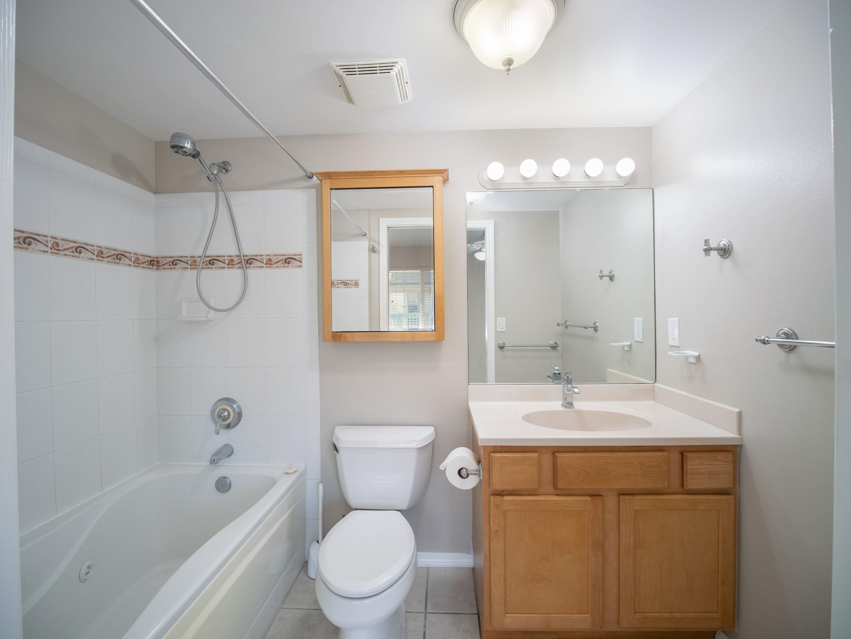 13 Halili Ln Property Photo 16