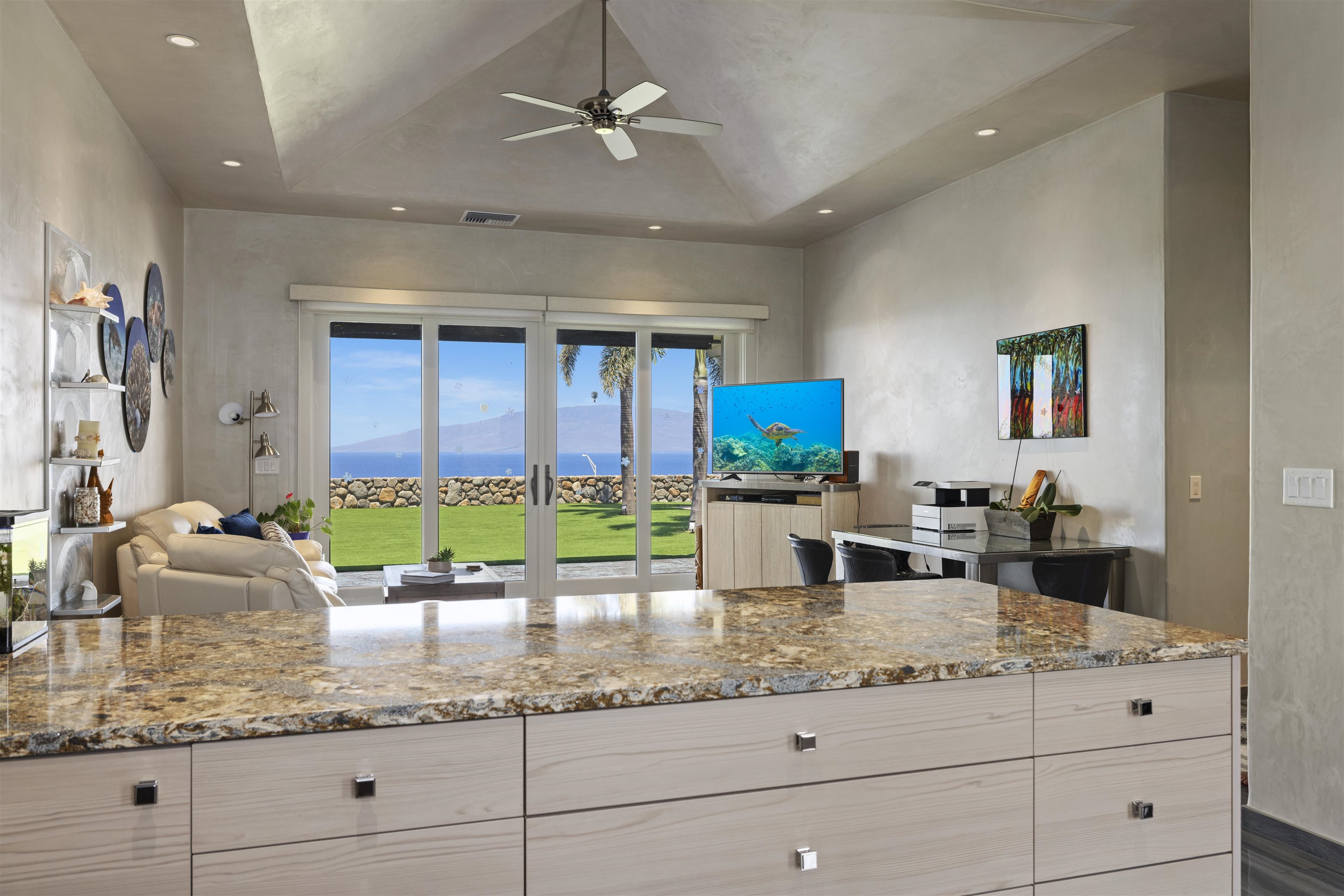 200 Hokiokio Pl Property Photo 33