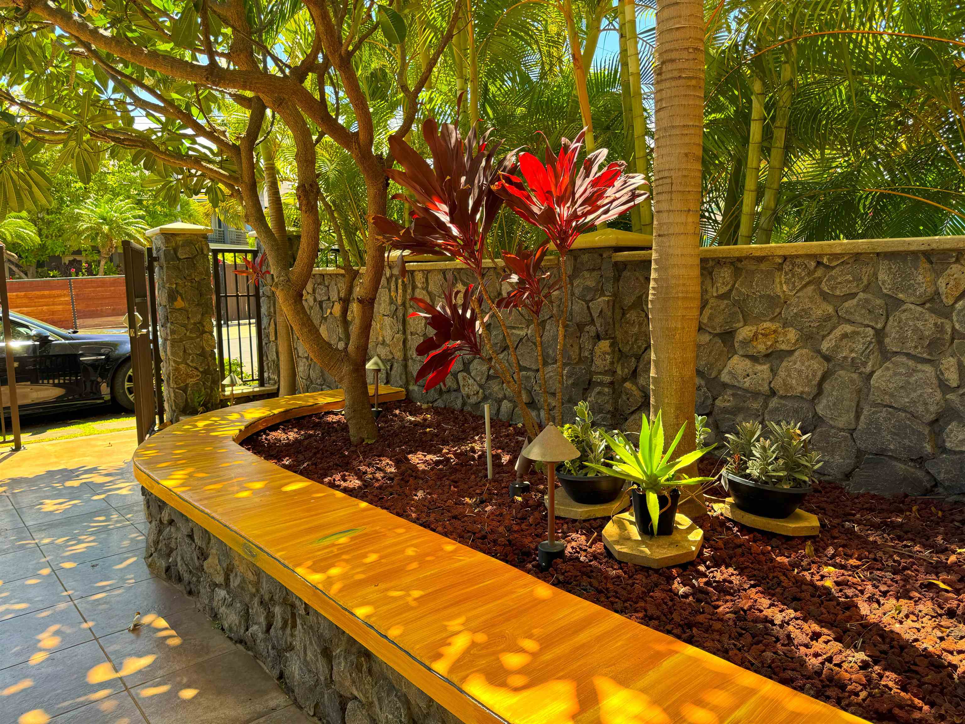 2142 Iliili Property Photo 5