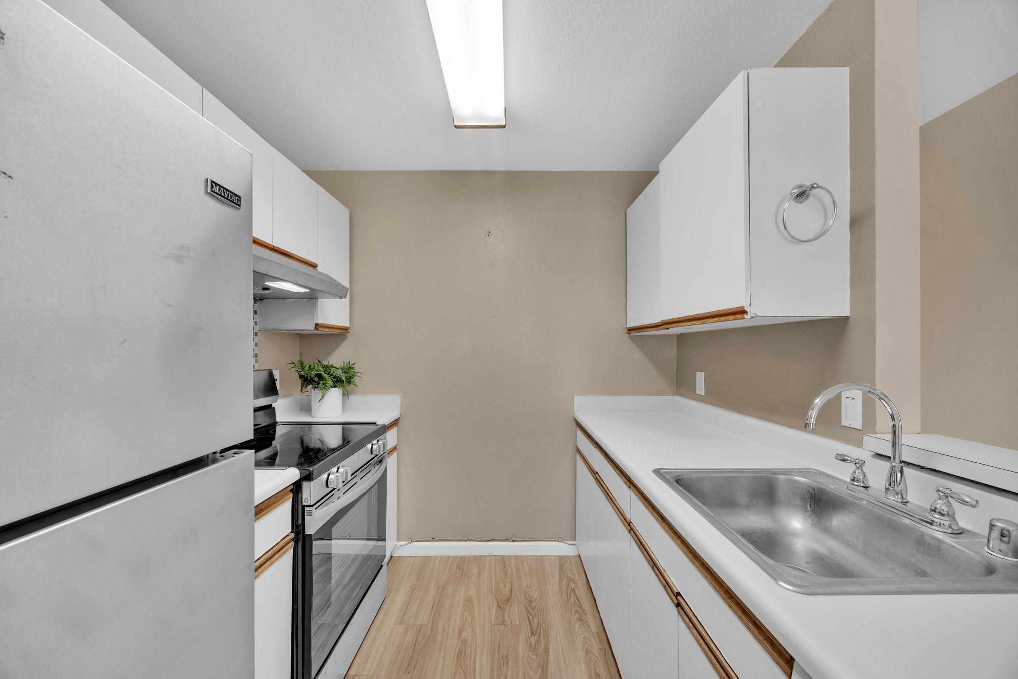 160 Keonekai Rd Property Photo 11
