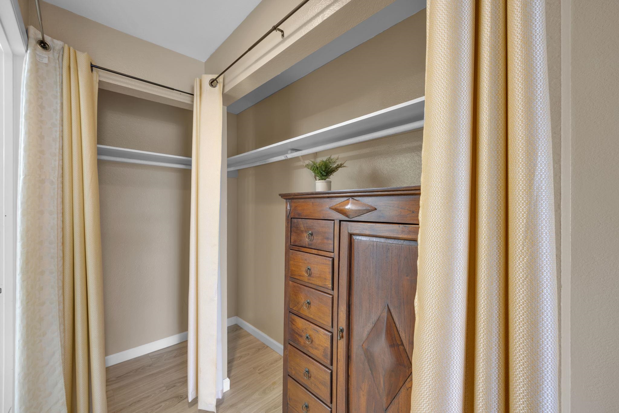 160 Keonekai Rd Property Photo 25