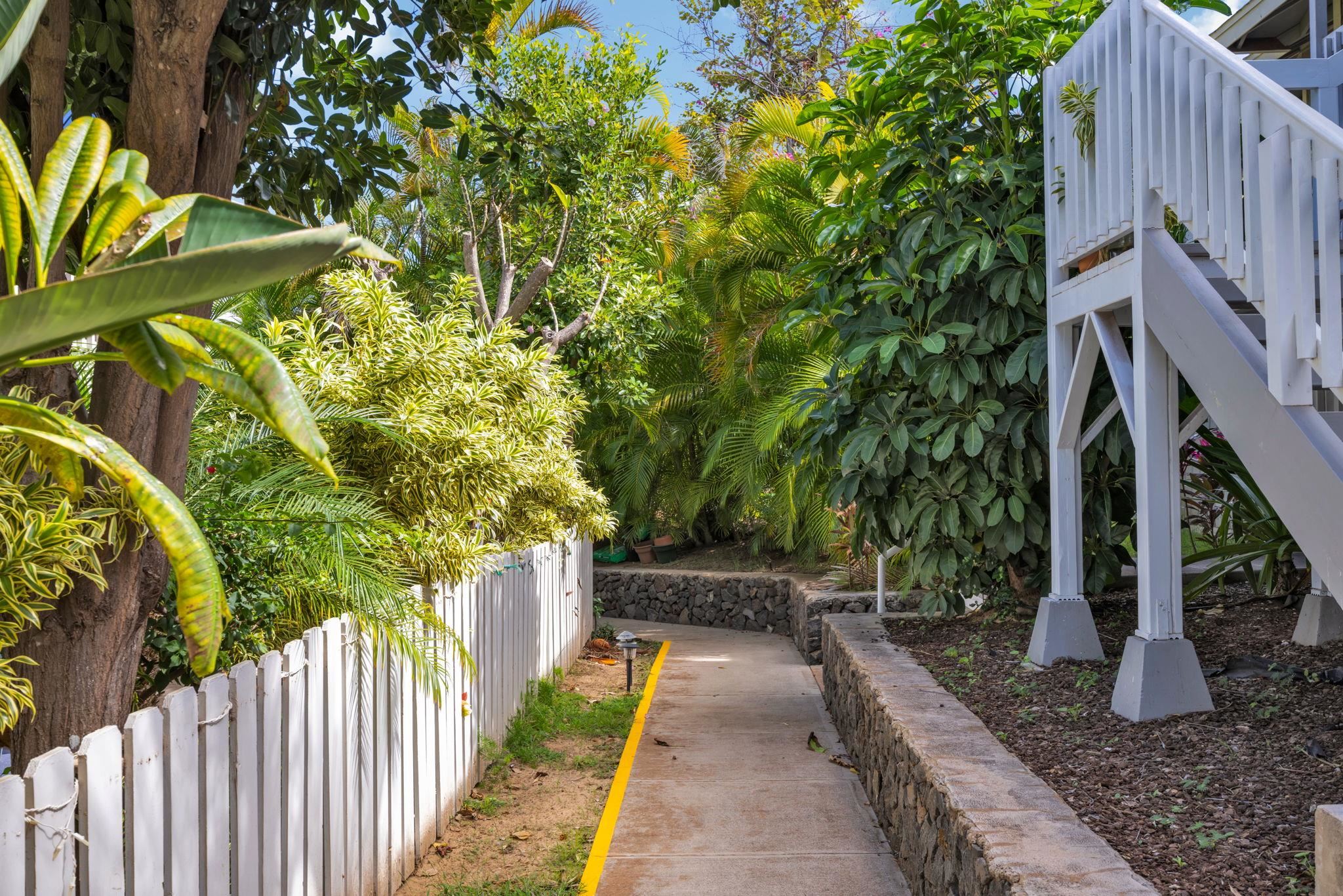 160 Keonekai Rd Property Photo 29