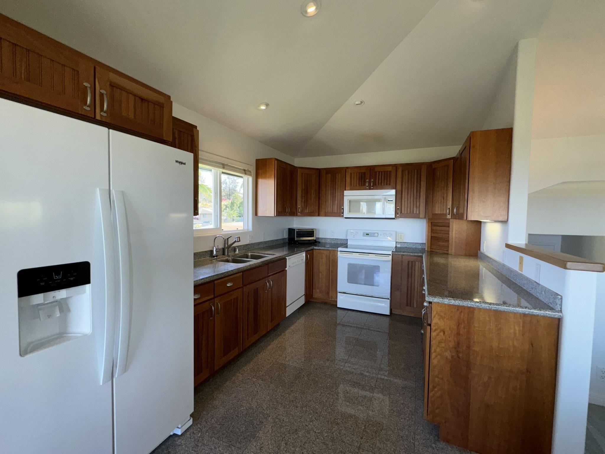 24 Lehopulu Way Property Photo 11