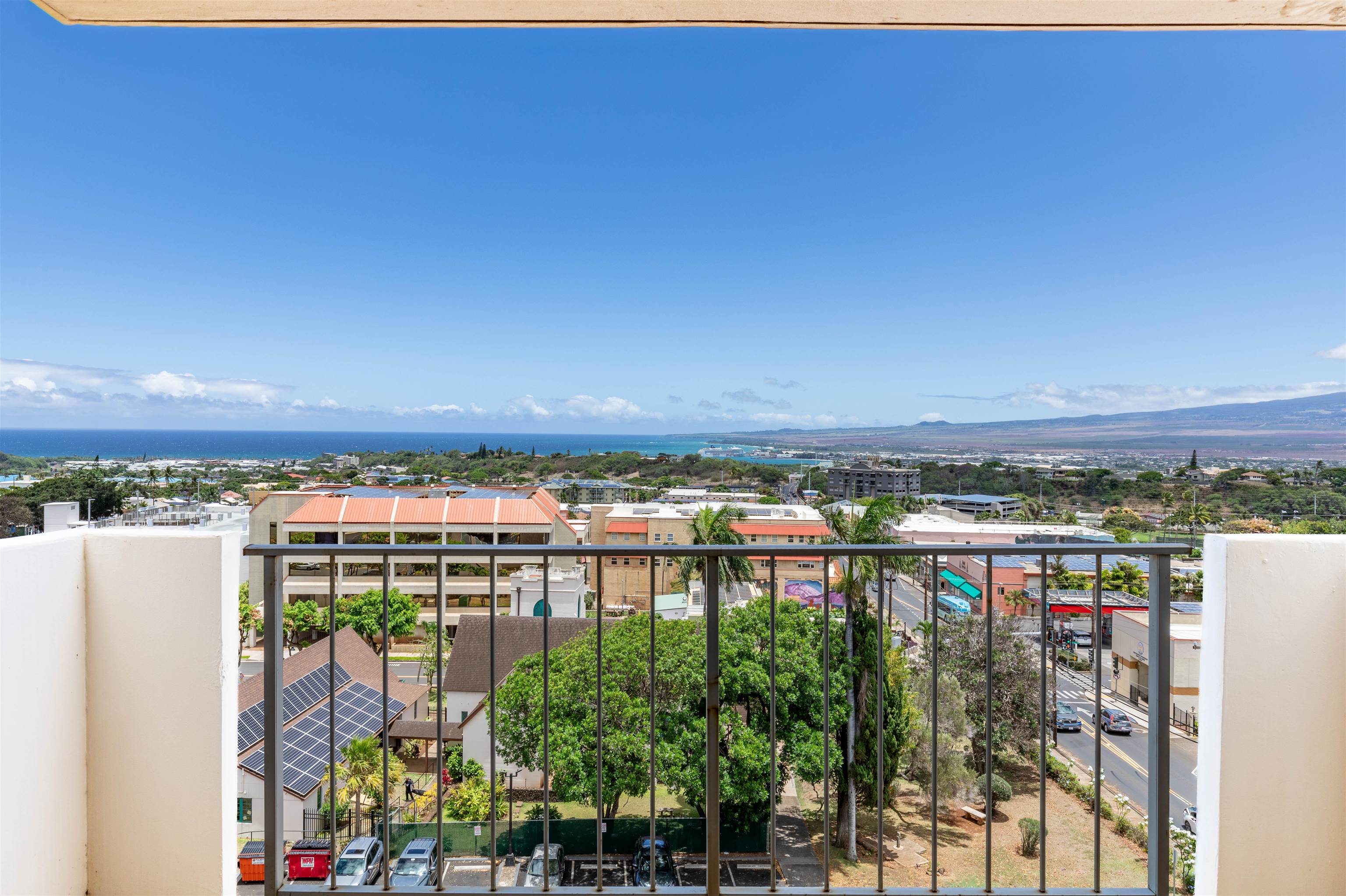 Wailuku Townhouses Real Estate Listings Main Image