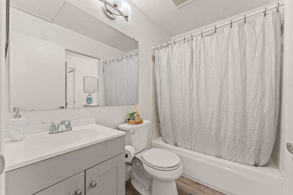 480 Kenolio Rd Property Photo 28