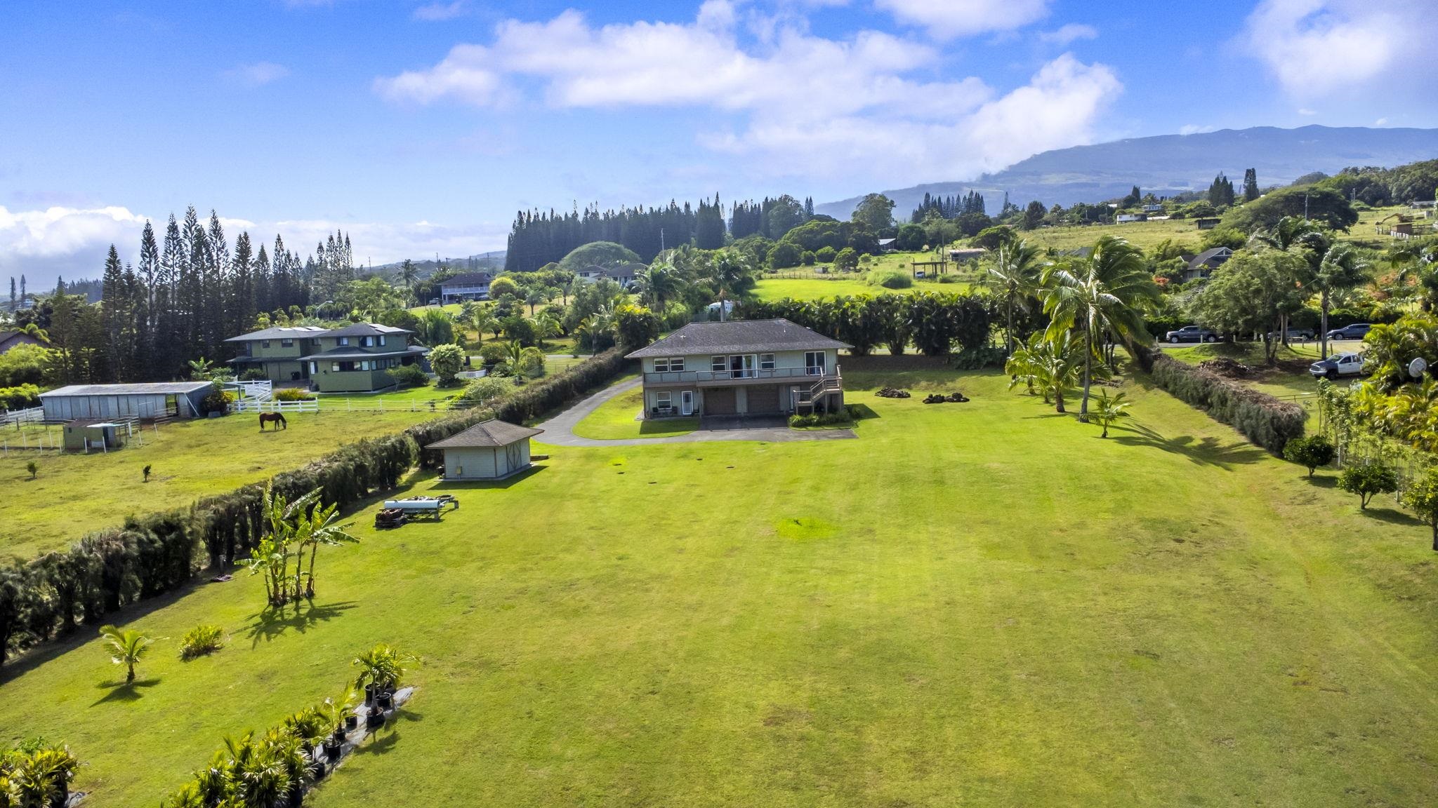 Haiku Mauka Real Estate Listings Main Image