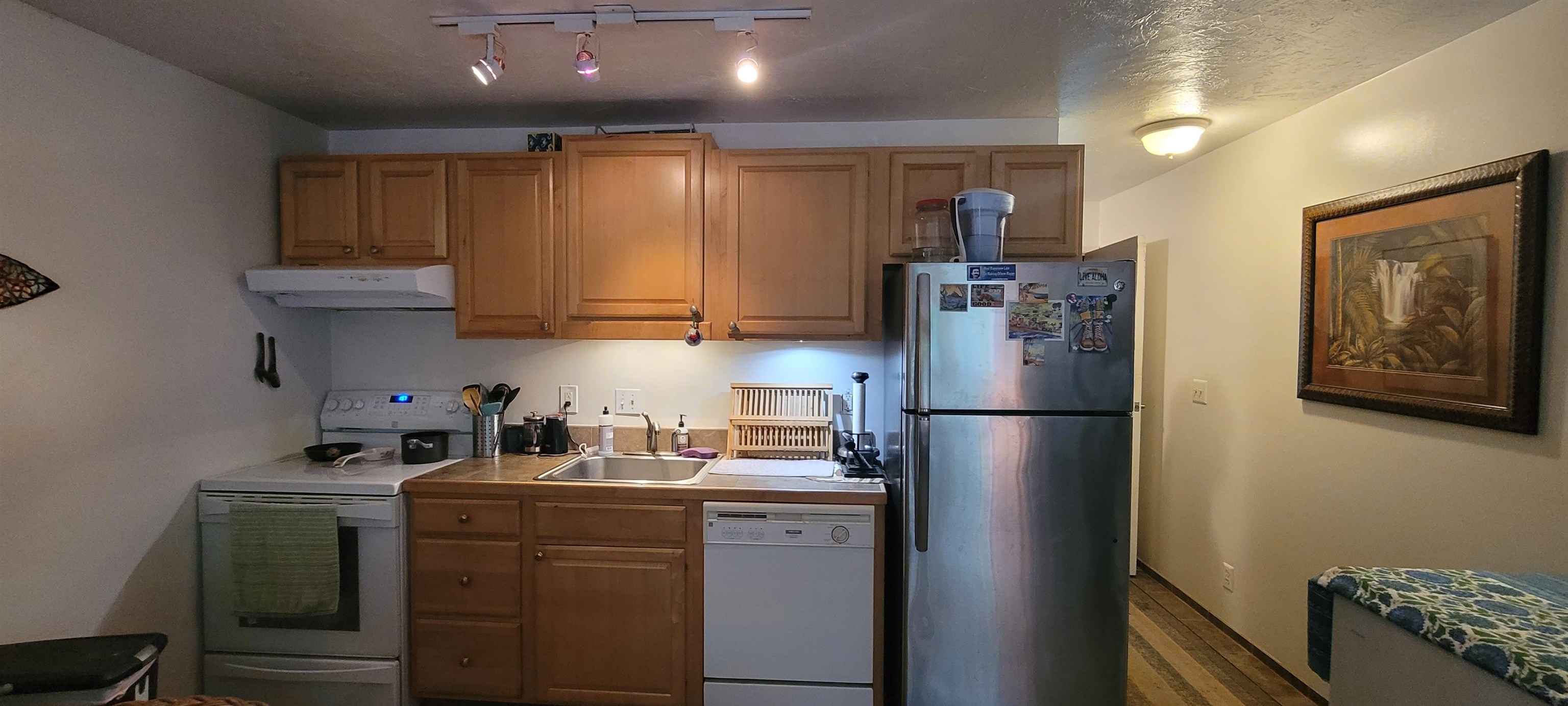 2140 Awihi Pl Property Photo 7