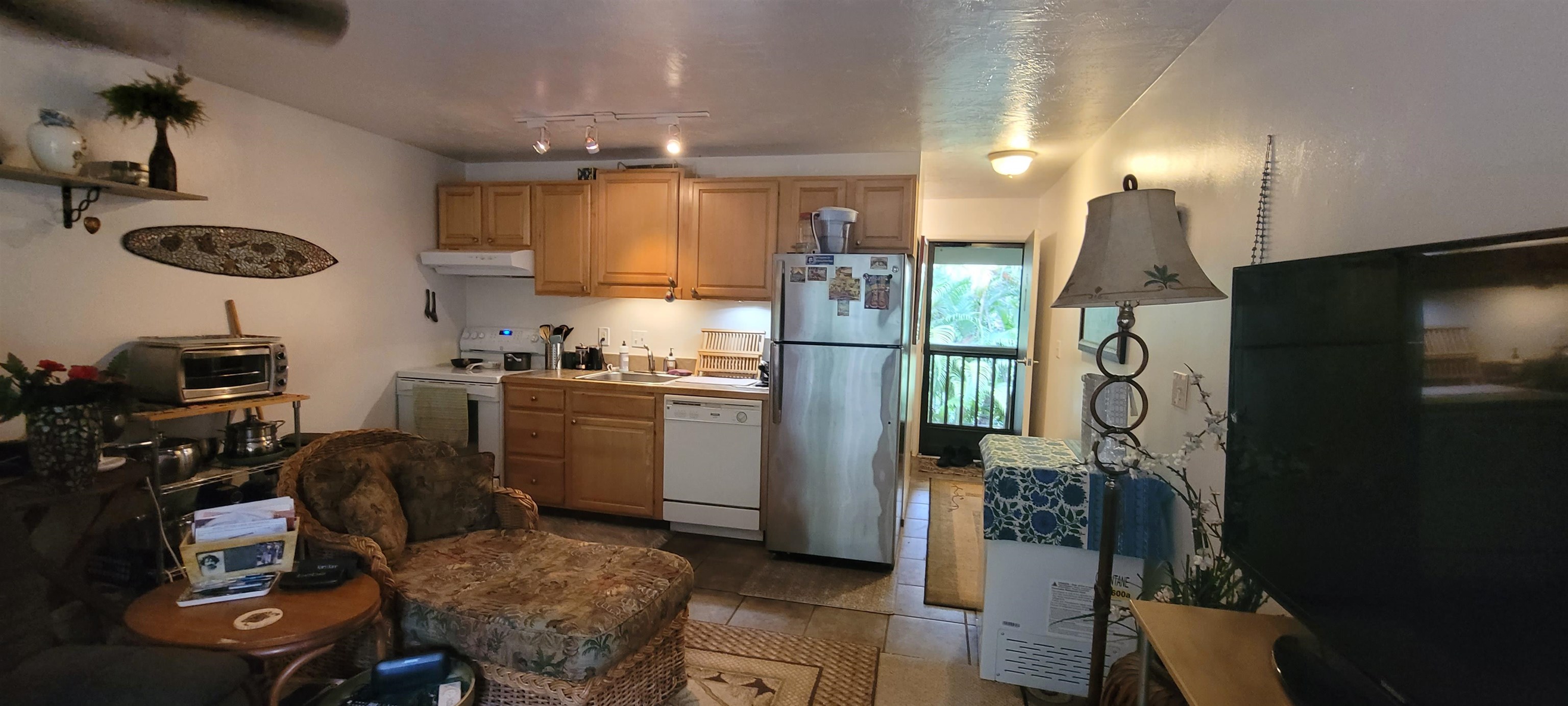 2140 Awihi Pl Property Photo 9