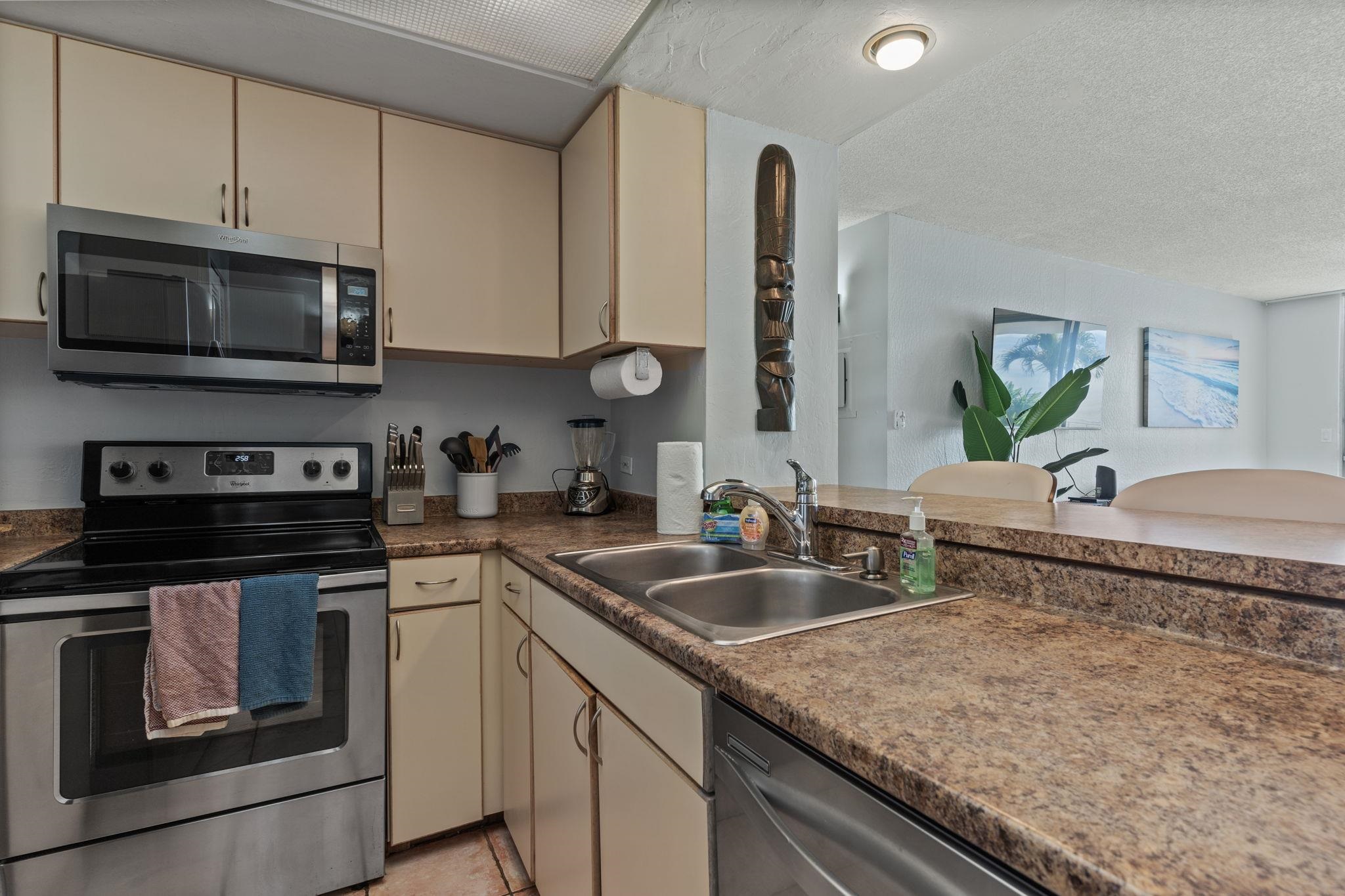 4401 Lower Honoapiilani Rd Property Photo 4
