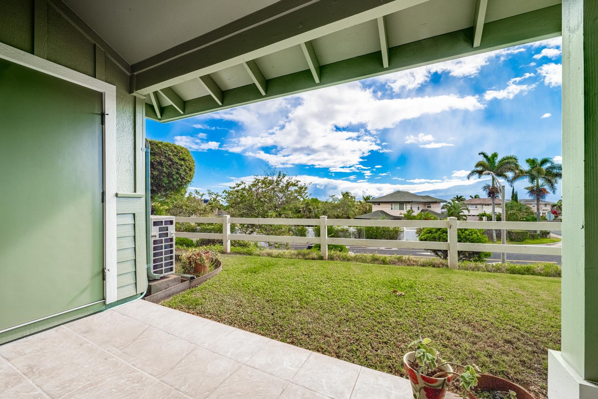 11 W Kamauhalii Way Property Photo 13