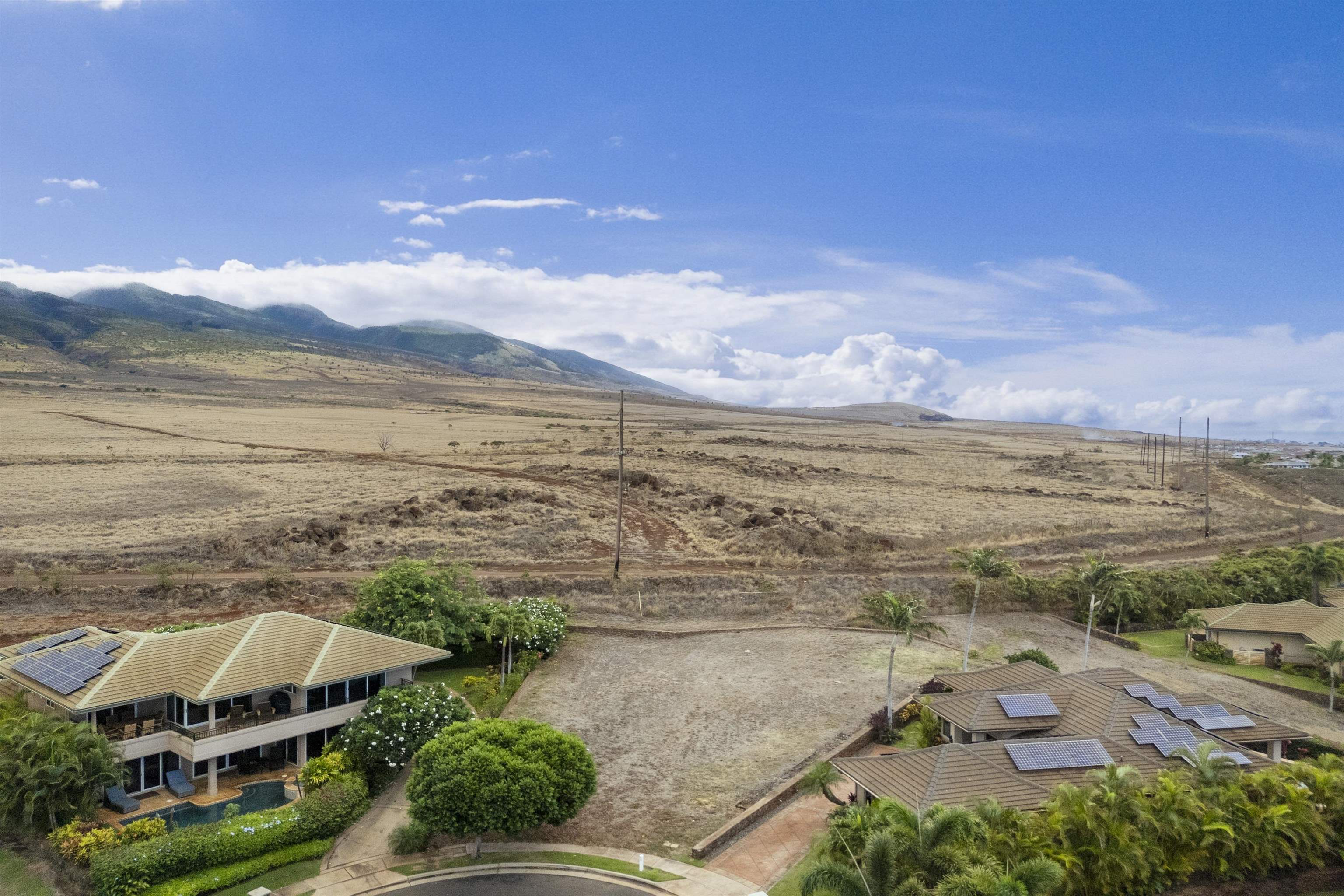 411 Wekiu Pl Property Photo 5