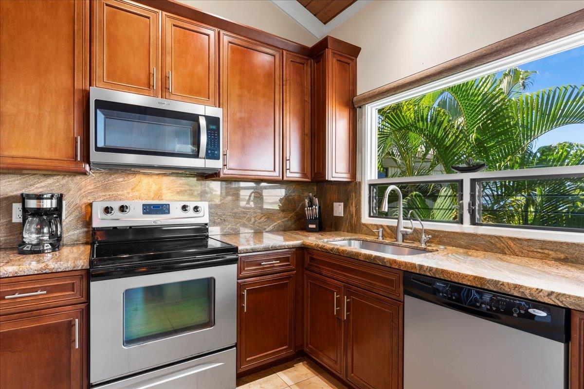 10 Wailea Ekolu Pl Property Photo 12