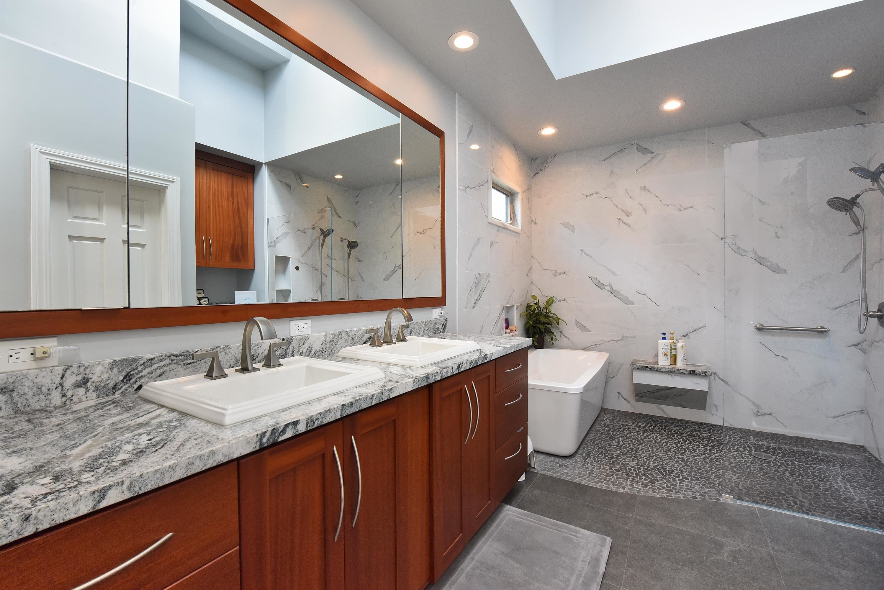 104 Woodrose Pl Property Photo 7