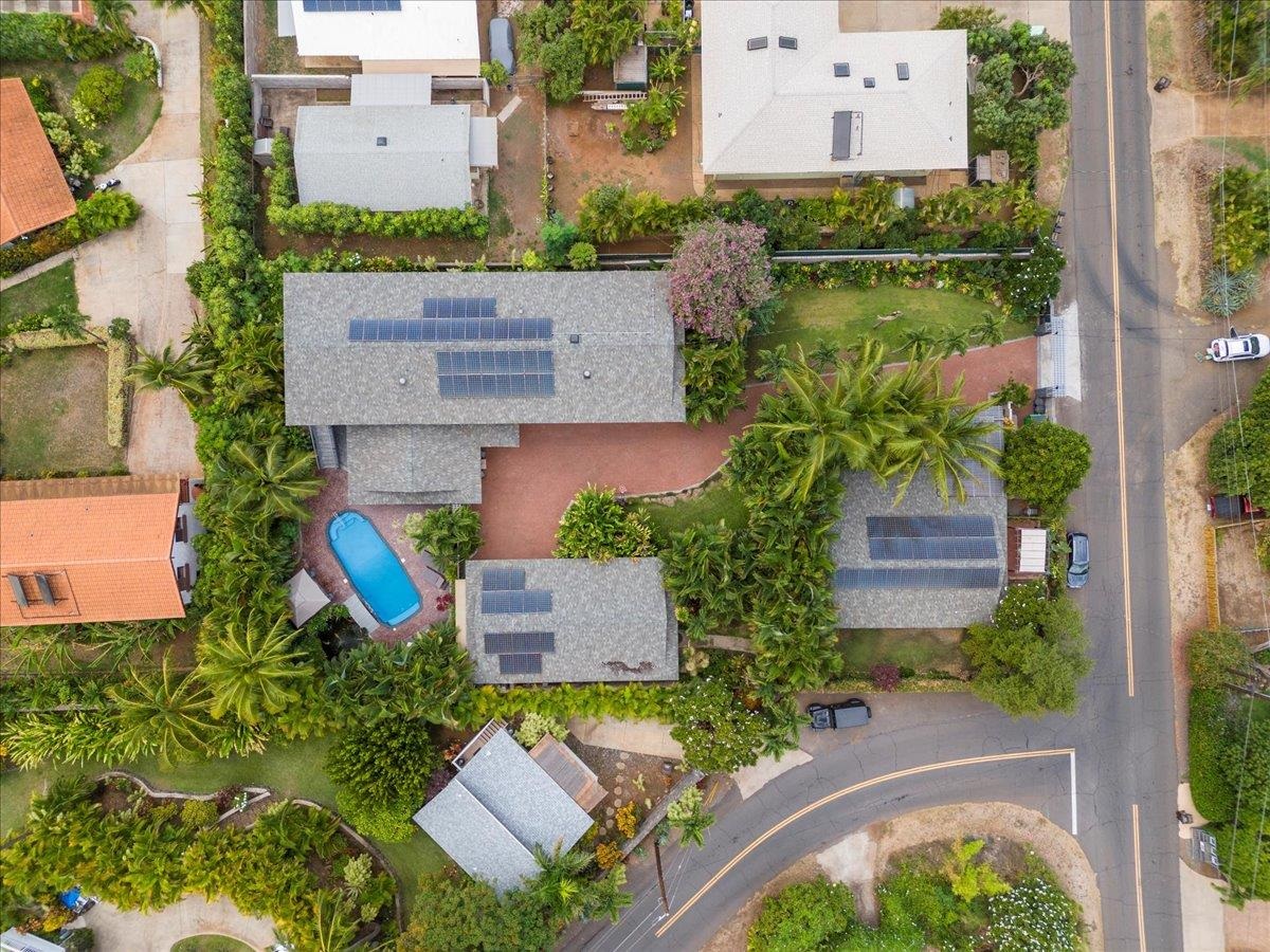 440 Mikioi Pl Property Photo 6