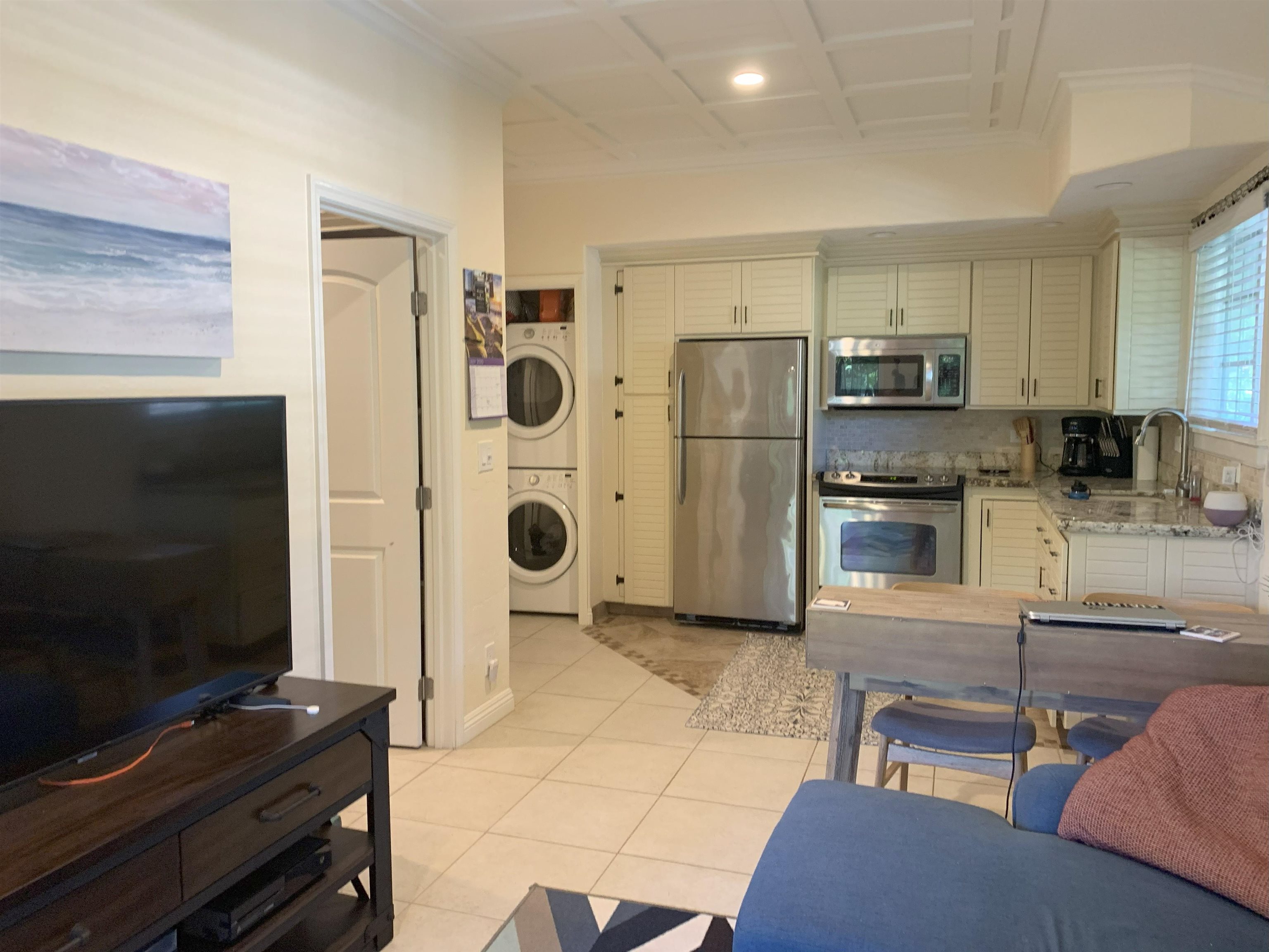 440 Mikioi Pl Property Photo 24
