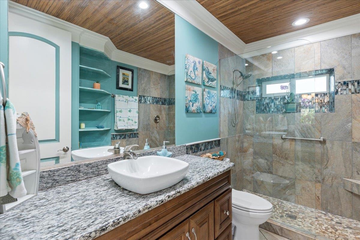 440 Mikioi Pl Property Photo 41