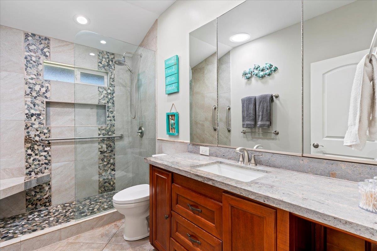 440 Mikioi Pl Property Photo 47