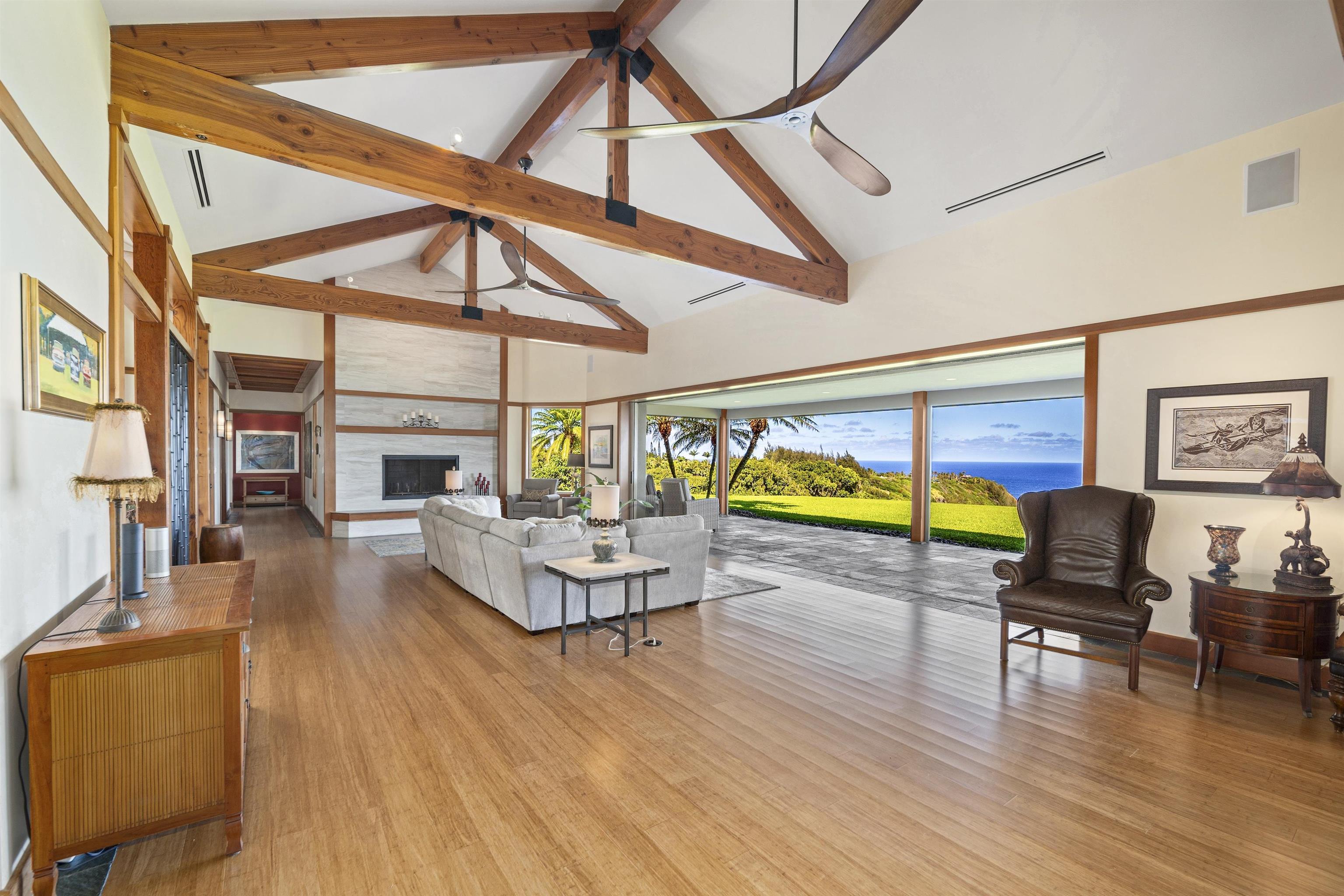 400 Mehana Rd Property Photo 10