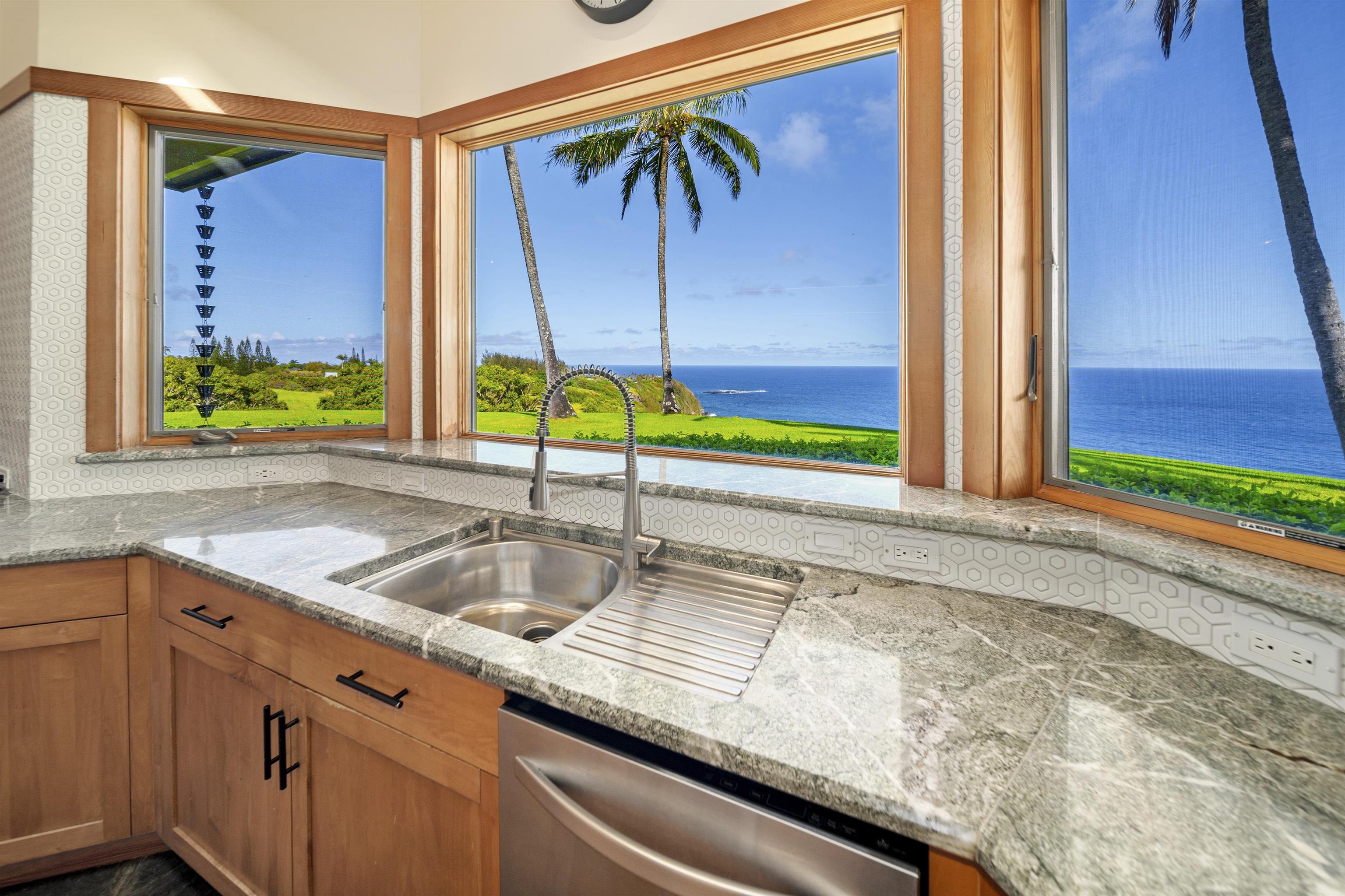 400 Mehana Rd Property Photo 25