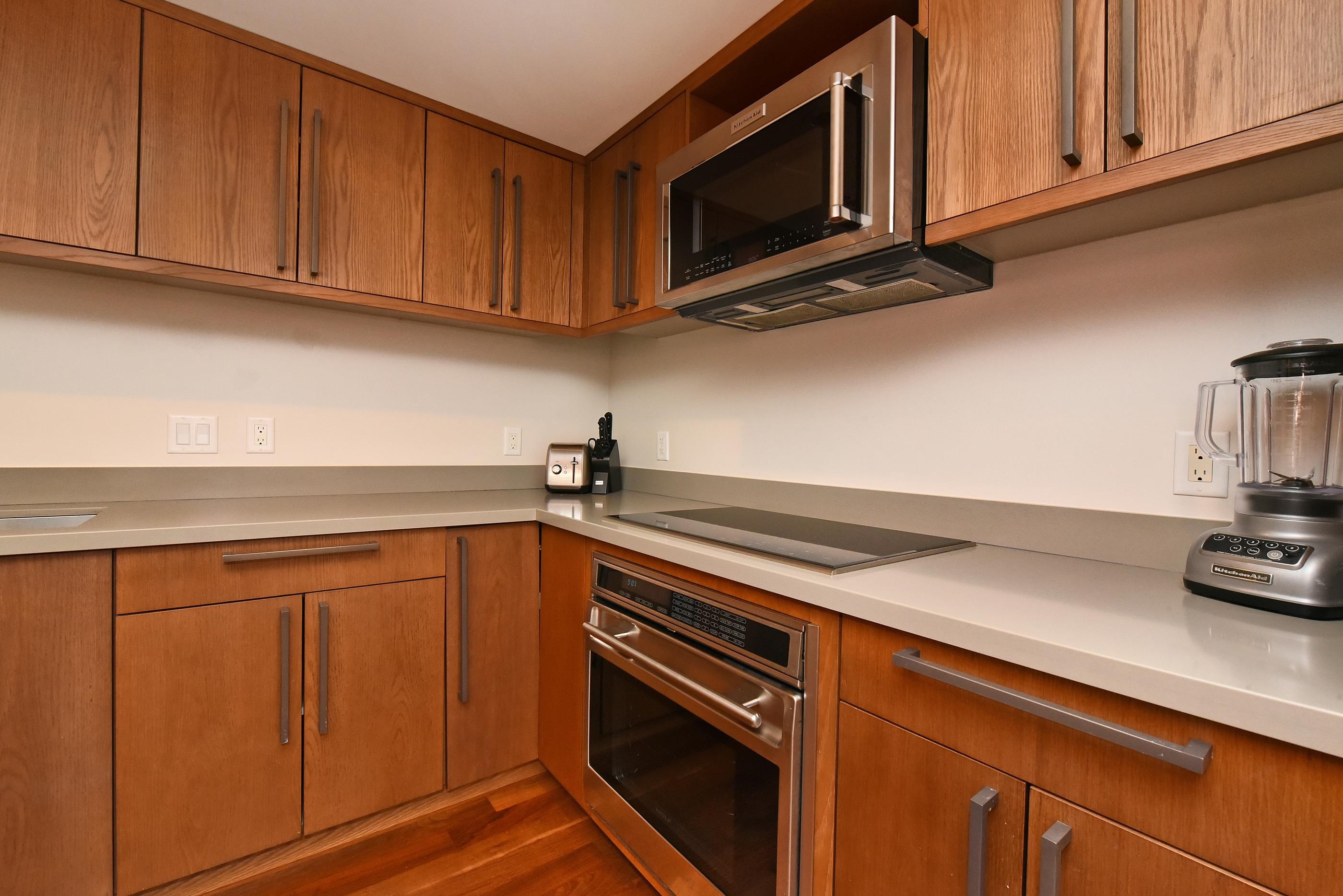 1 Ritz Carlton Dr Property Photo 13