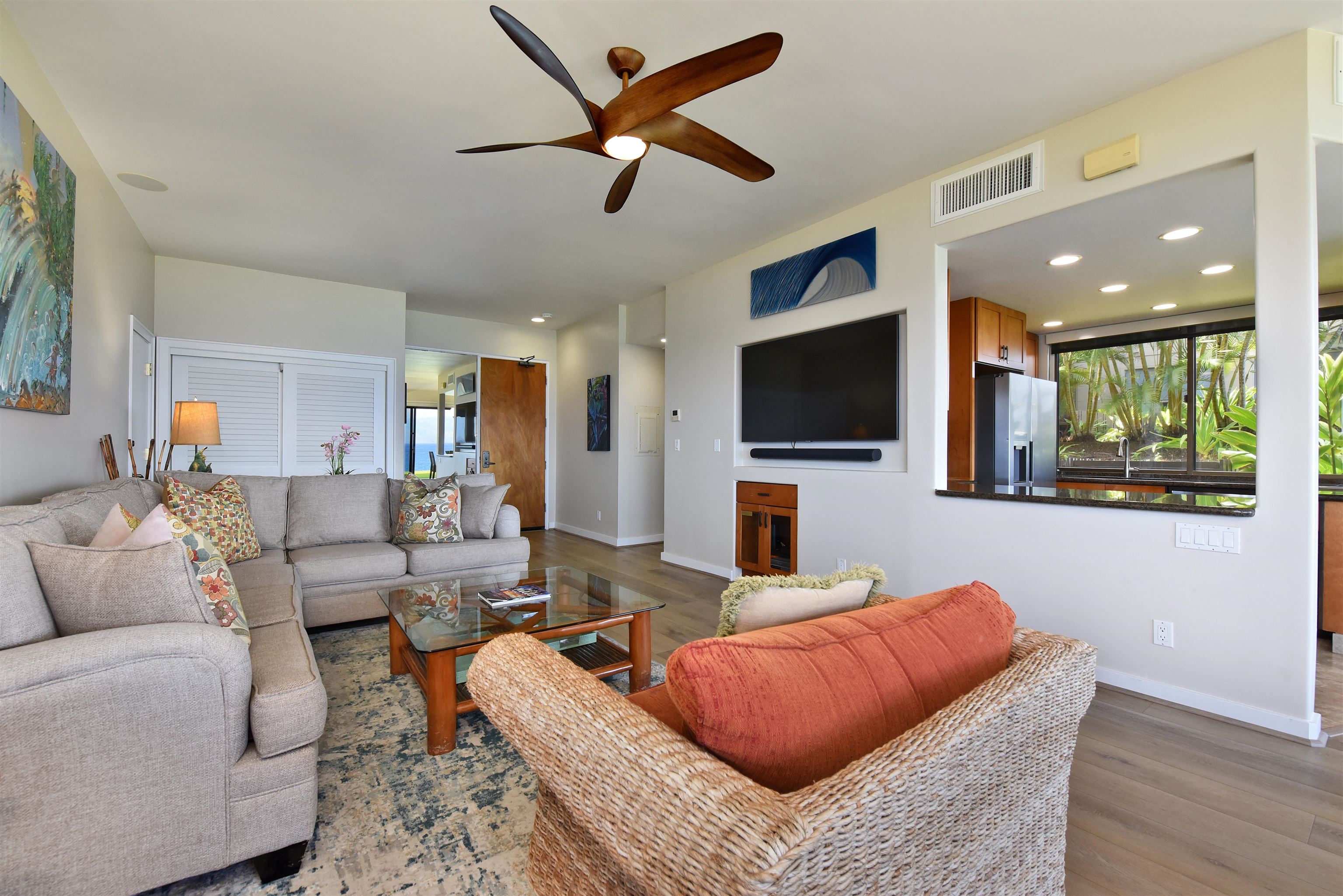 500 Bay Dr Property Photo 11