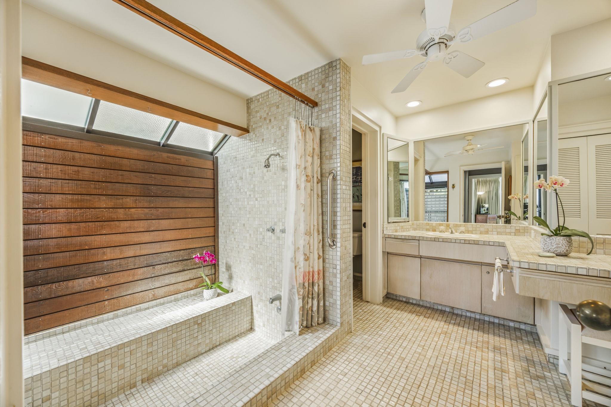 500 Bay Dr Property Photo 33