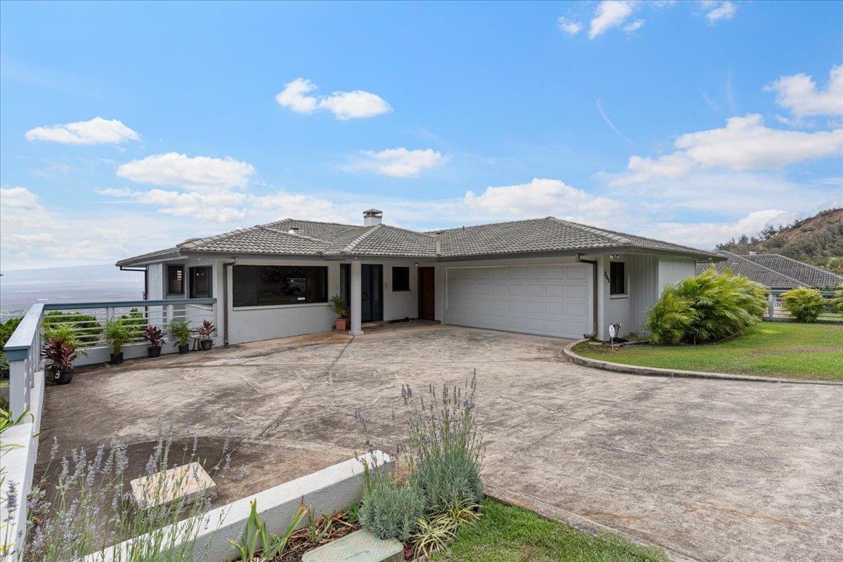 545 Iiwi Way Property Photo 6