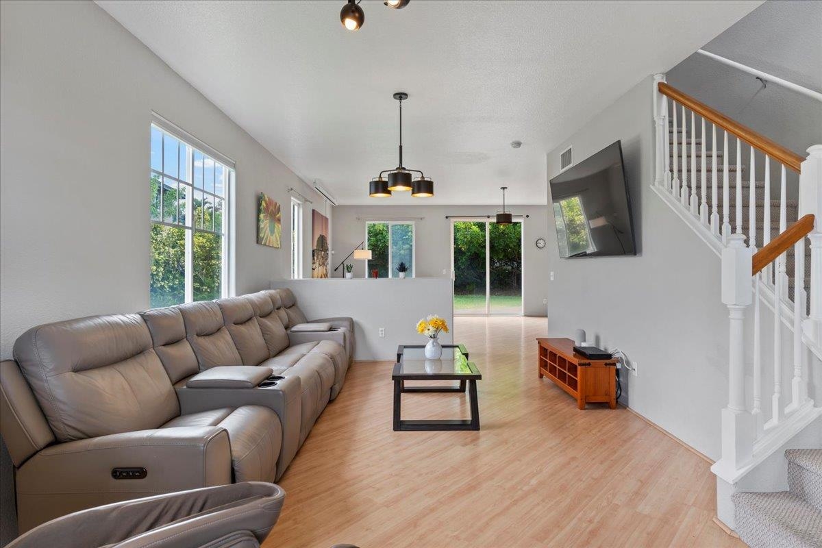 21 Meleinoa Pl Property Photo 6