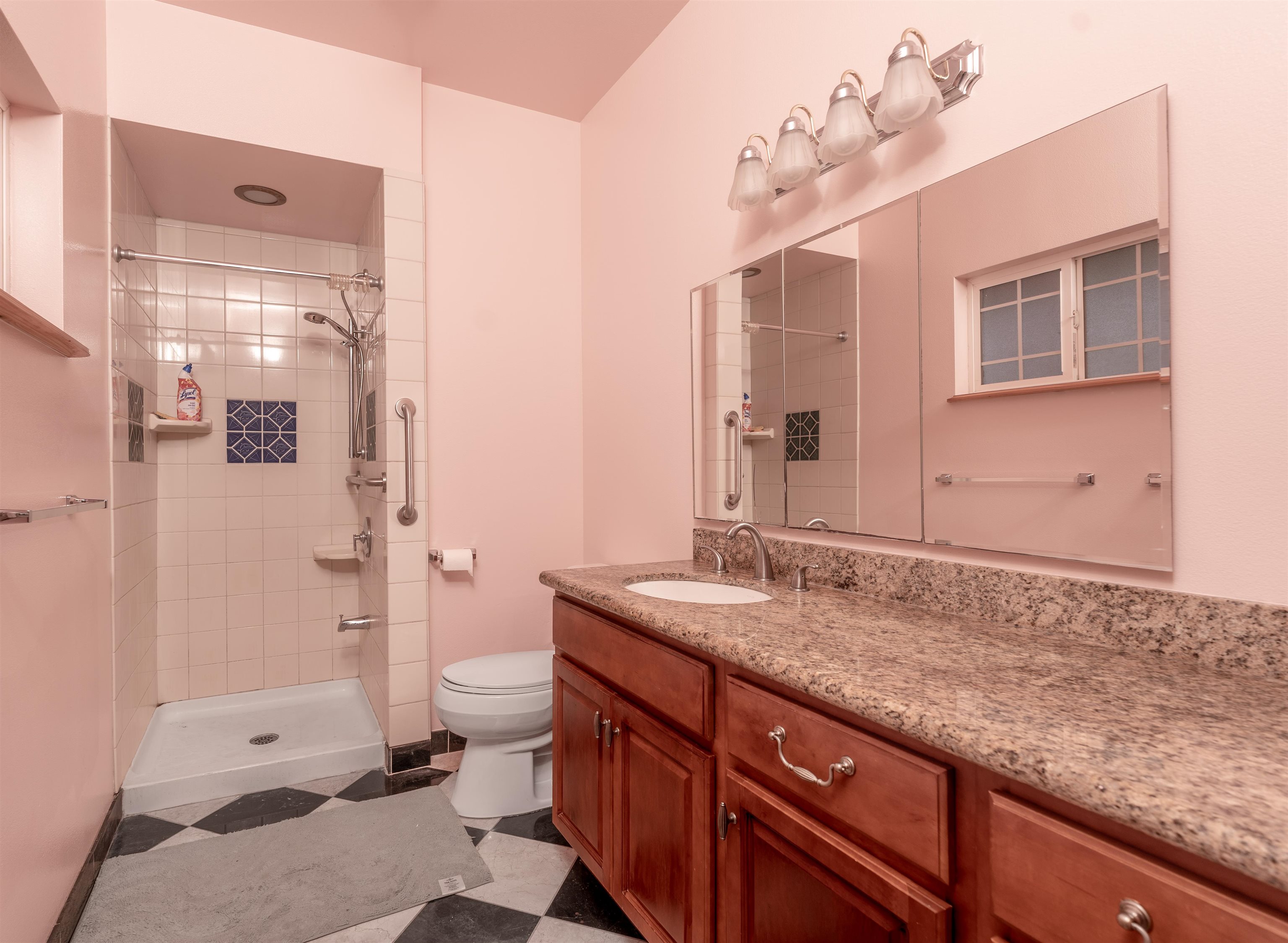 299 Olani Pl Property Photo 14